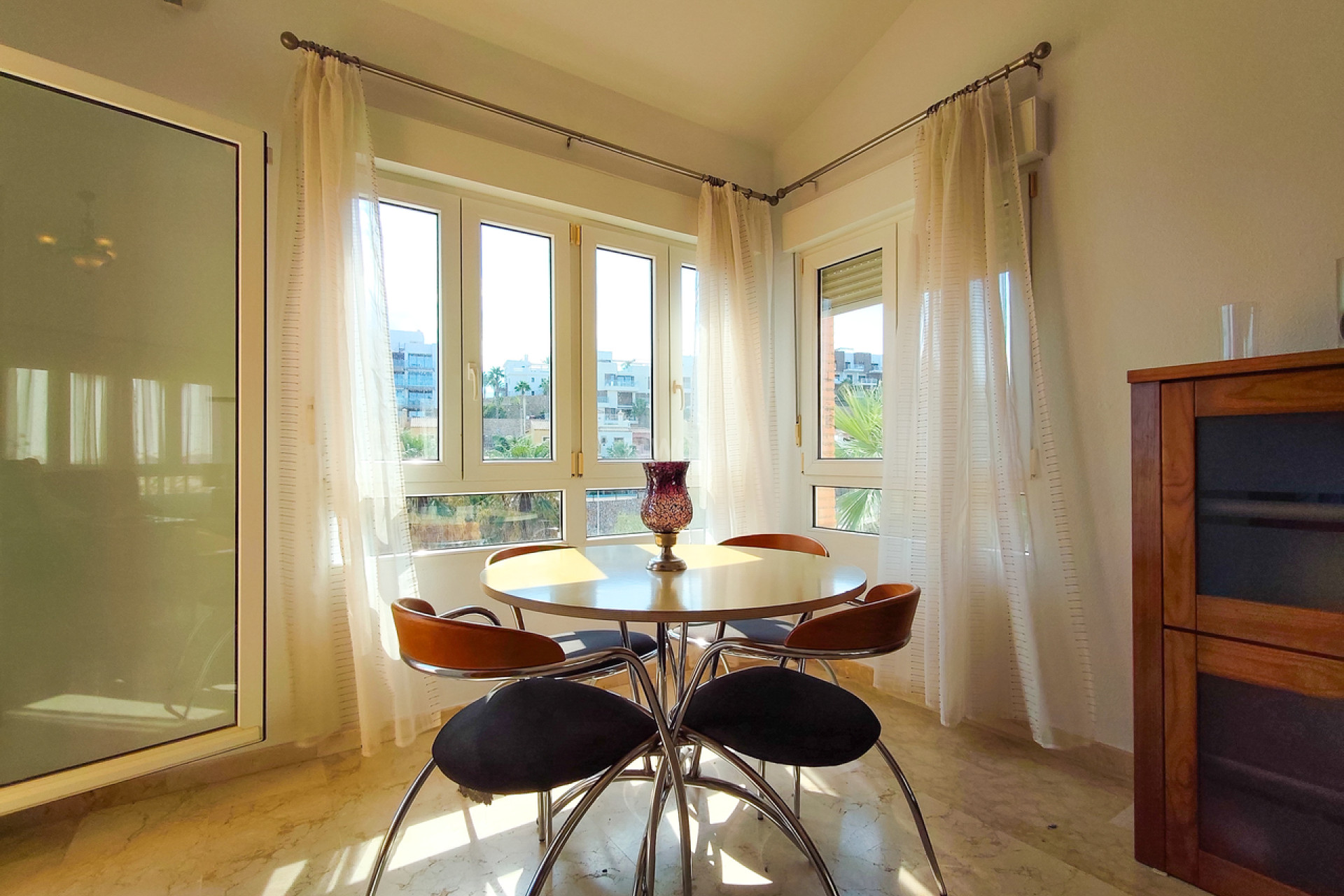 Odsprzedaż - Villa - Villamartin - Costa Blanca