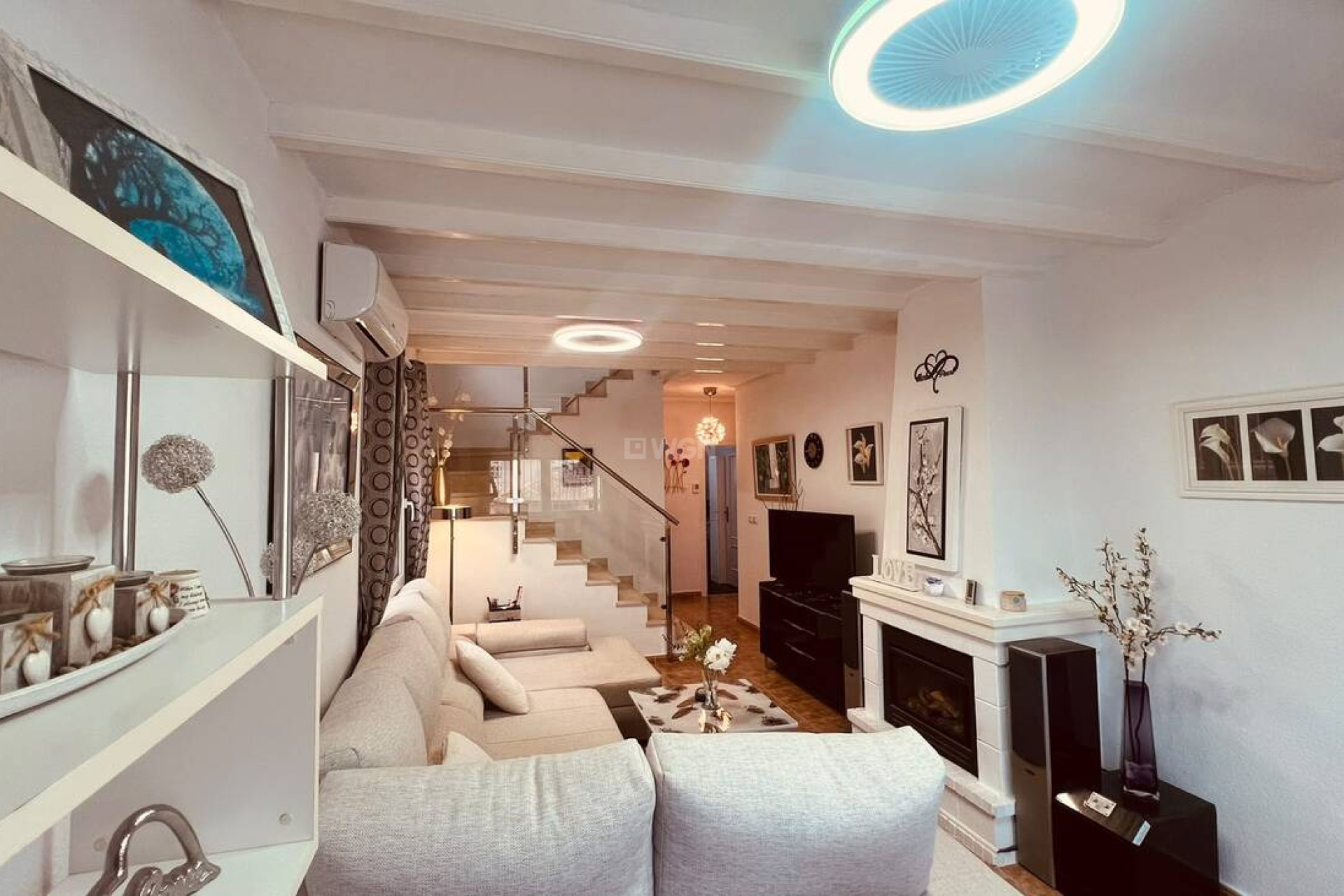 Odsprzedaż - Villa - Villamartin - Costa Blanca