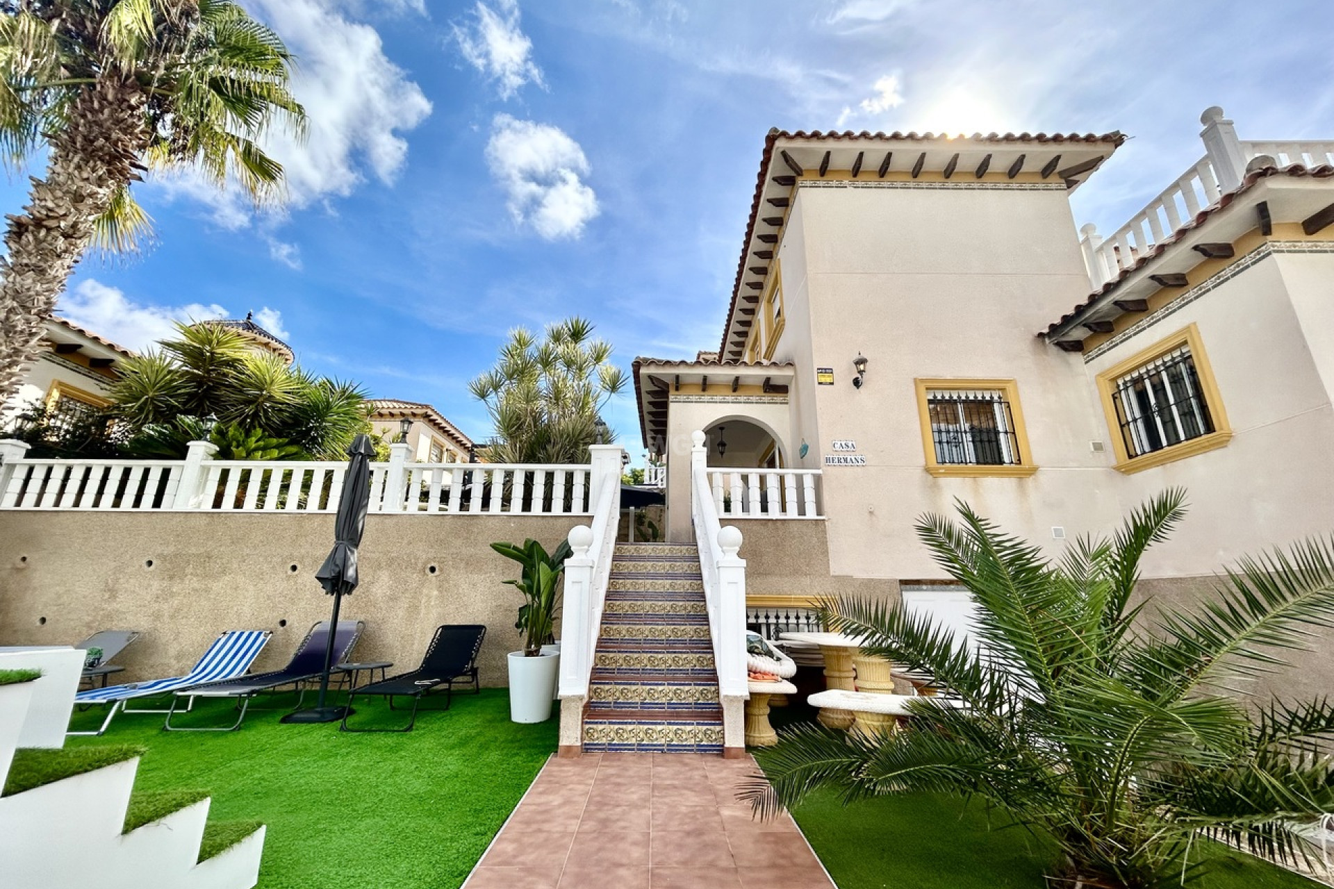 Odsprzedaż - Villa - Villamartin - Costa Blanca