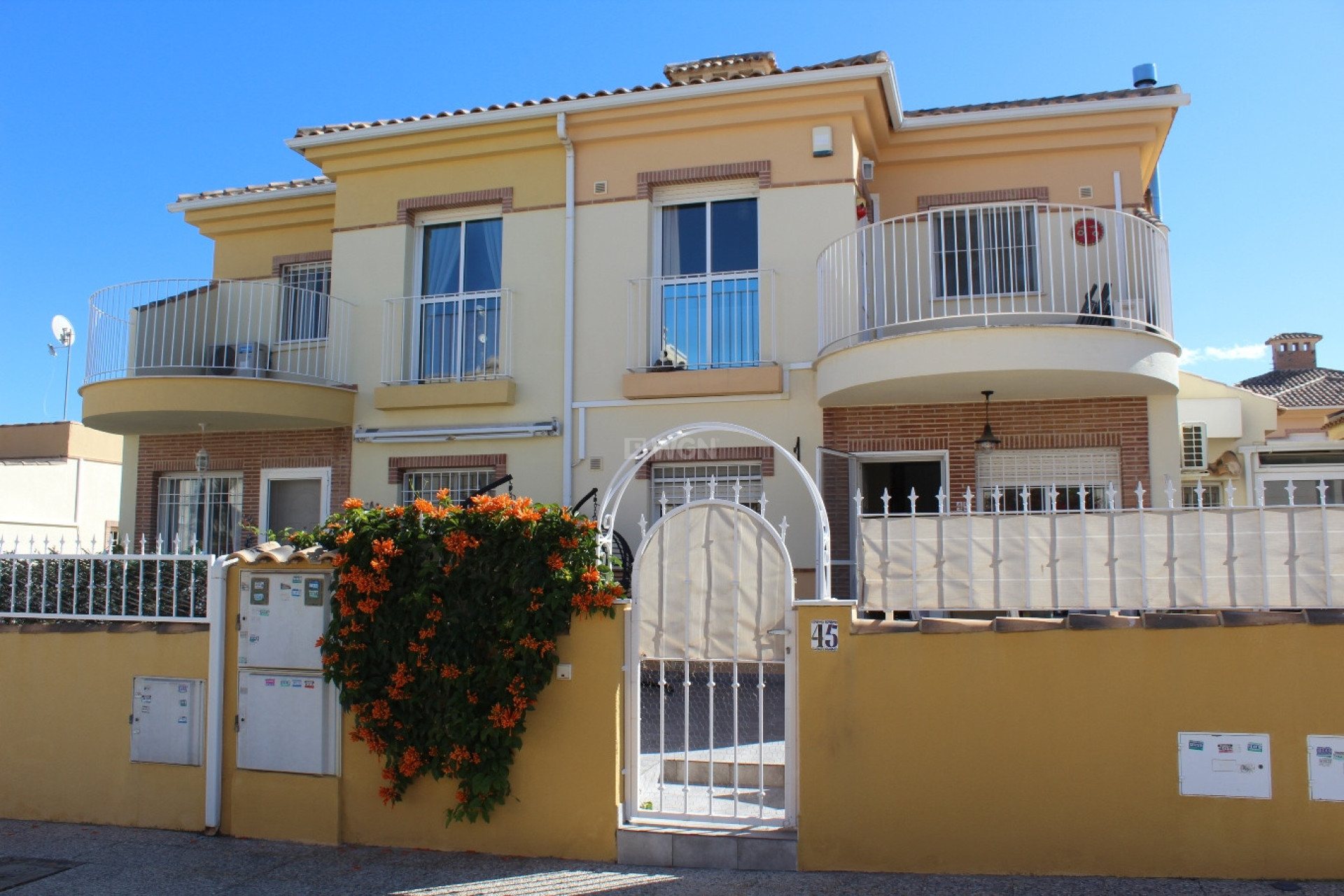 Odsprzedaż - Villa - Villamartin - Costa Blanca