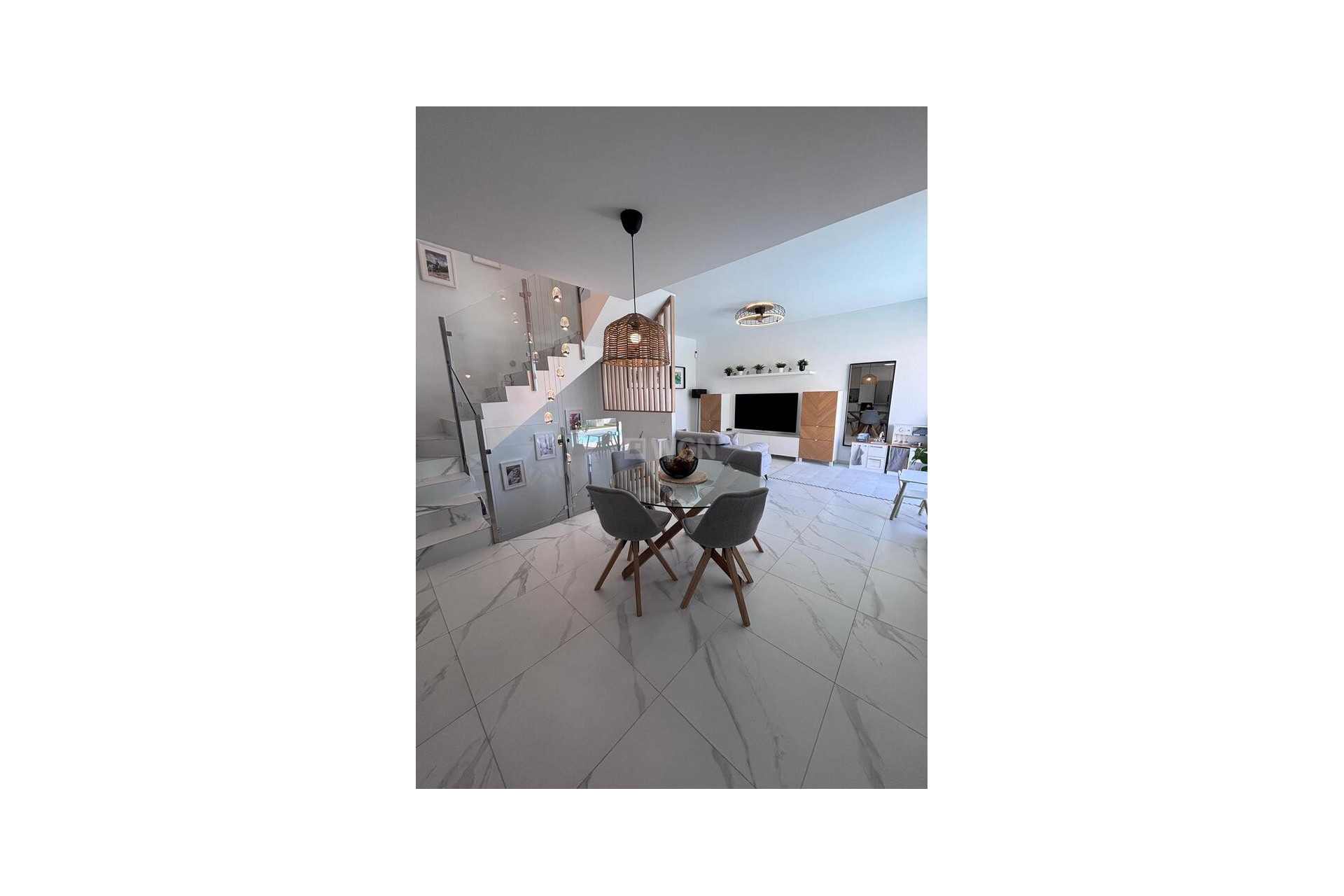 Odsprzedaż - Villa - Villamartin - Costa Blanca