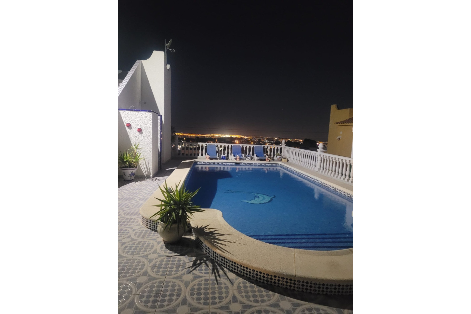 Odsprzedaż - Villa - Villamartin - Costa Blanca