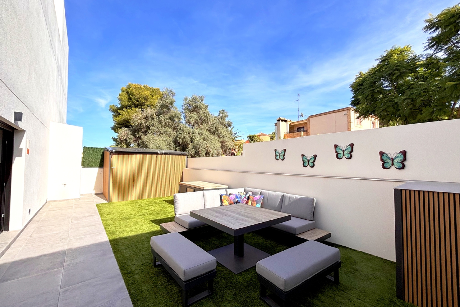Odsprzedaż - Villa - Villamartin - Costa Blanca