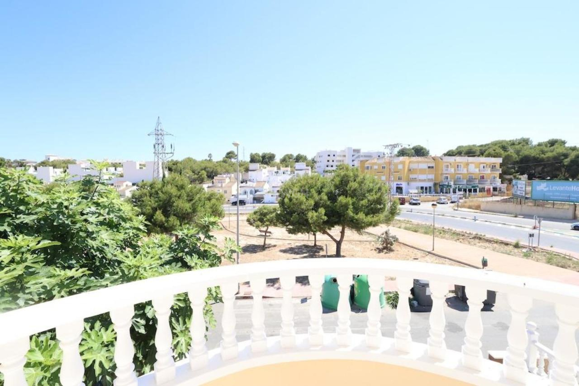 Odsprzedaż - Villa - Villamartin - Costa Blanca