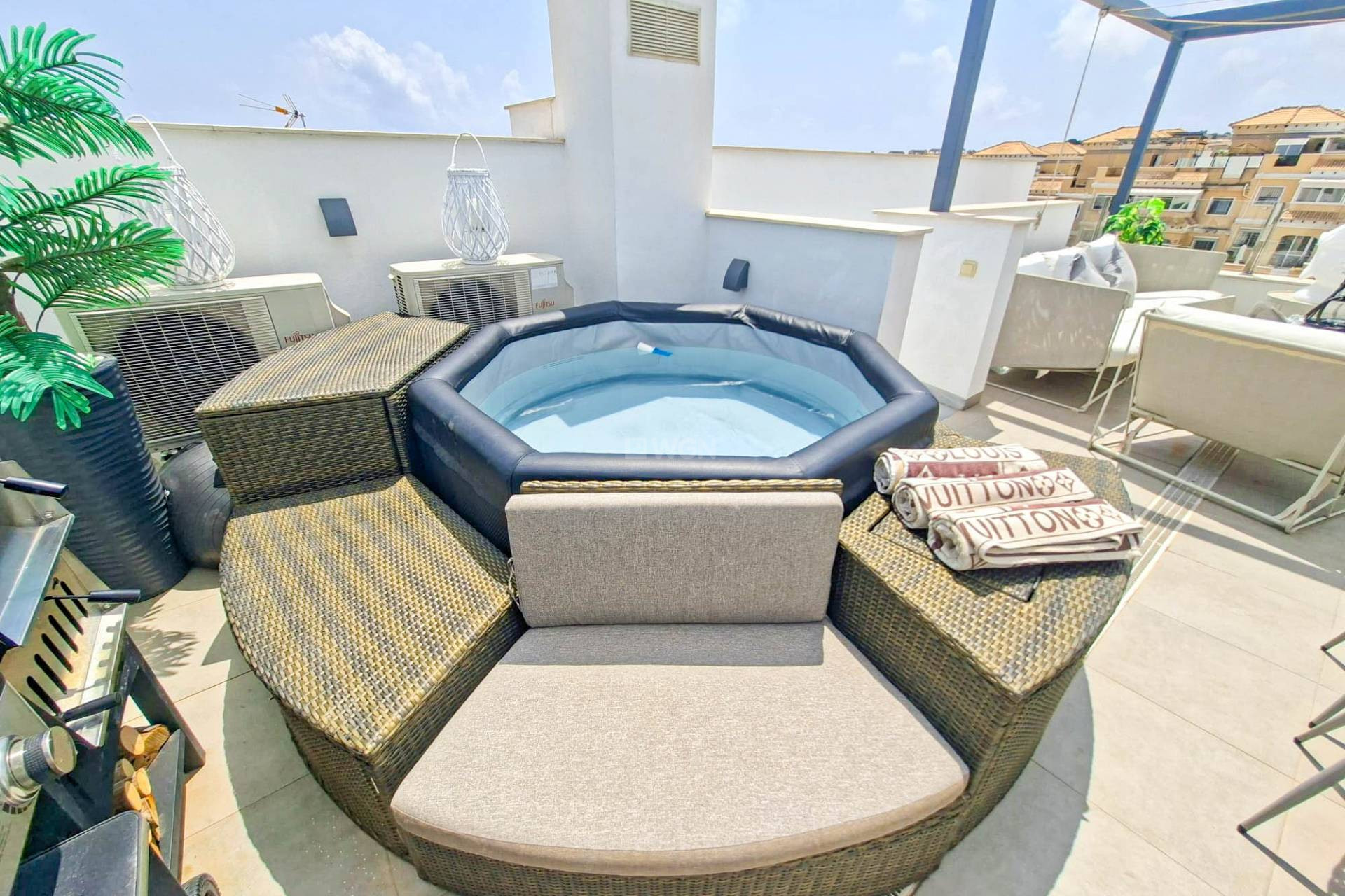 Odsprzedaż - Villa - Villamartin - Costa Blanca