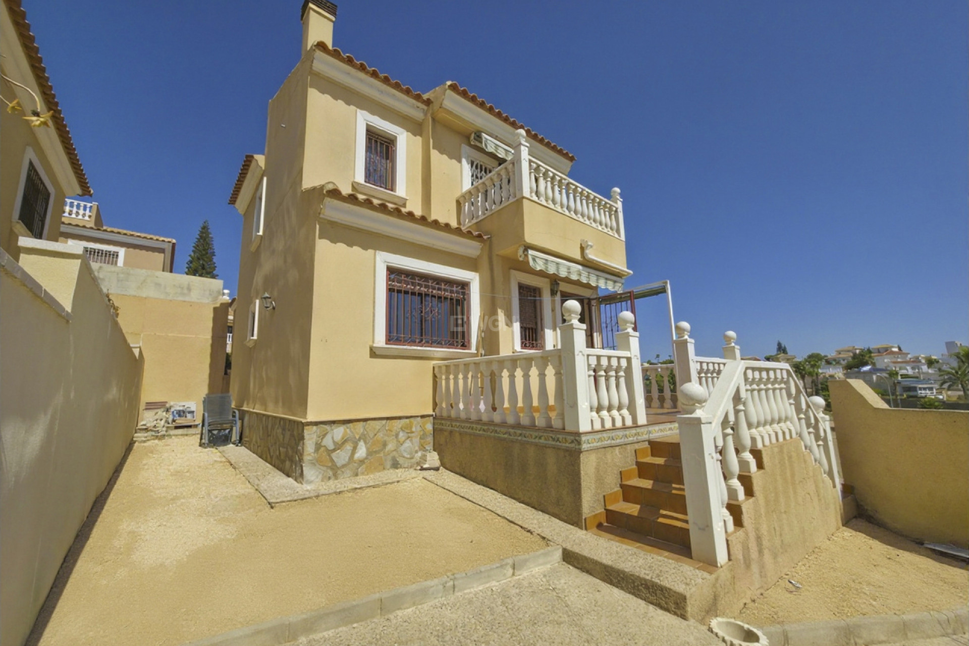 Odsprzedaż - Villa - Villamartin - Costa Blanca
