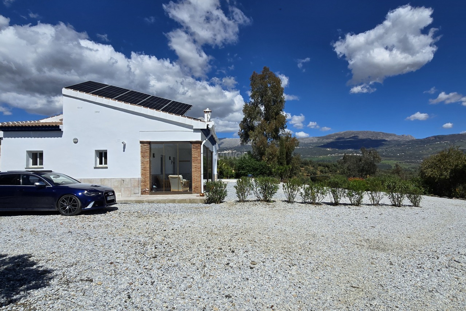 Odsprzedaż - Villa - Vinuela - Inland