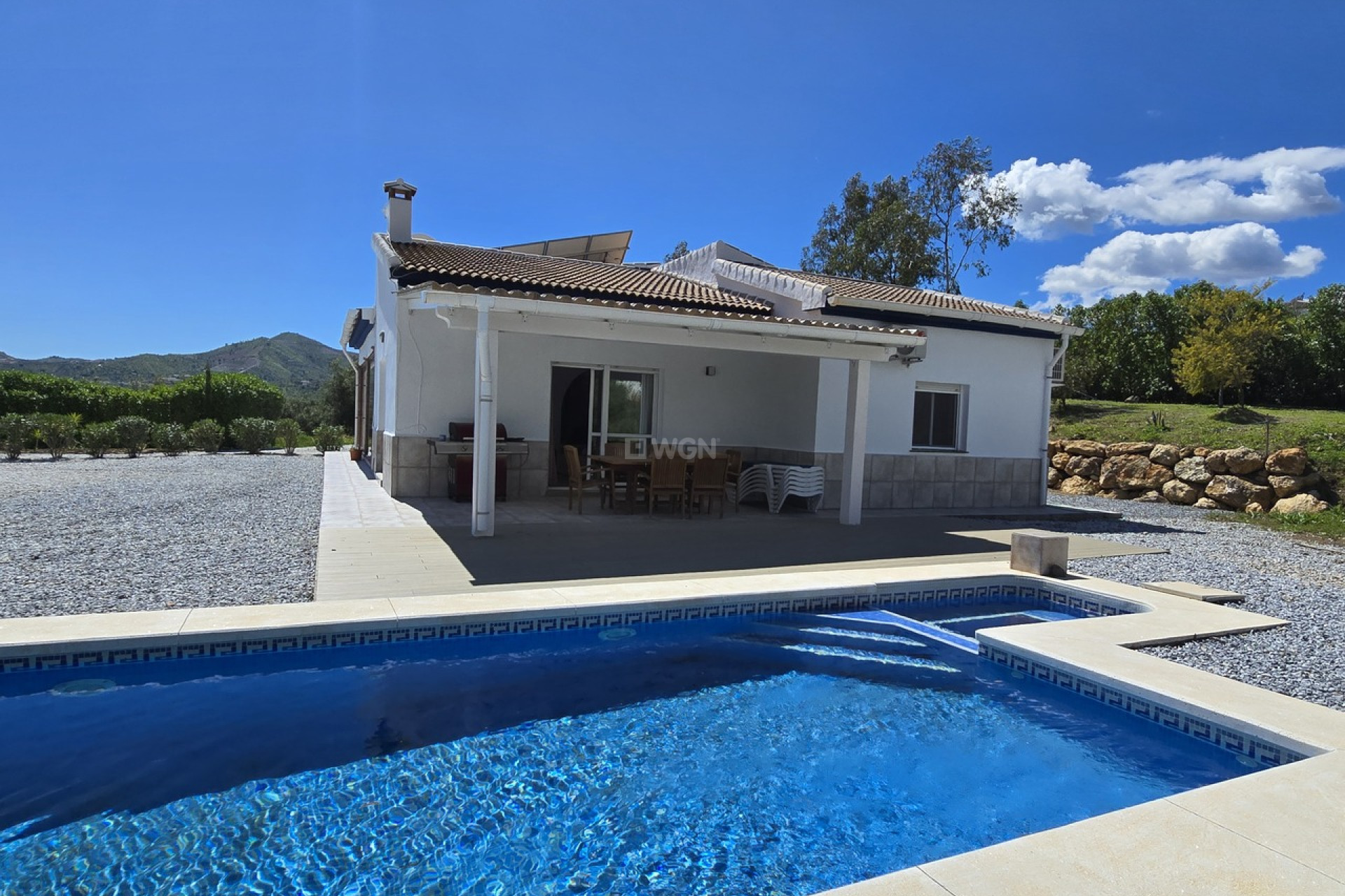 Odsprzedaż - Villa - Vinuela - Inland