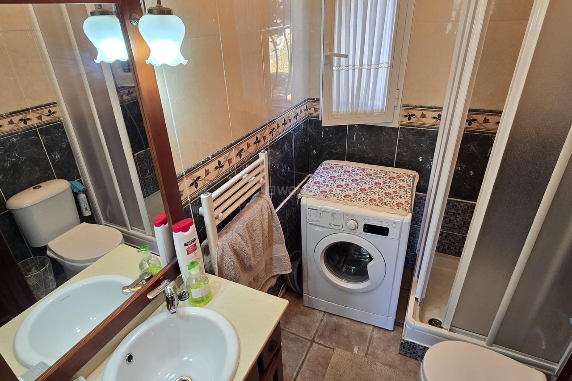 Odsprzedaż - Villa - Vinuela - Inland