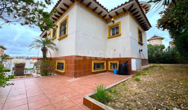 Property - Odsprzedaż - Orihuela - Inland