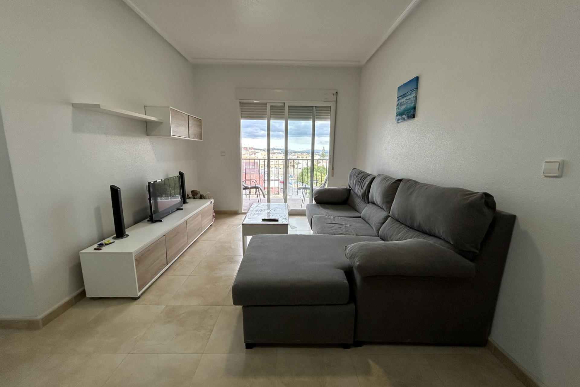 Resale - Apartment / flat - 2778 - Inland