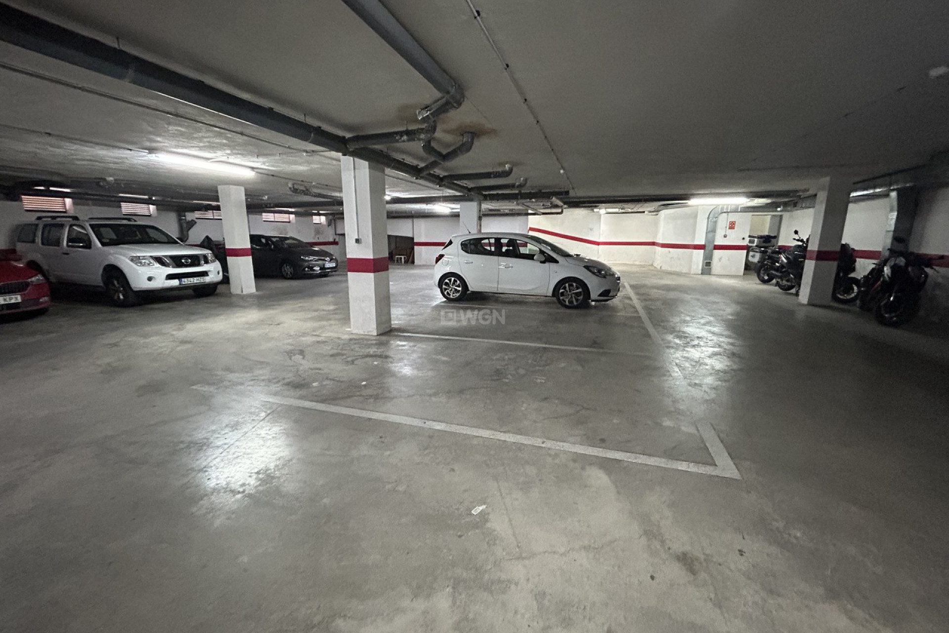 Resale - Apartment / flat - 2778 - Inland