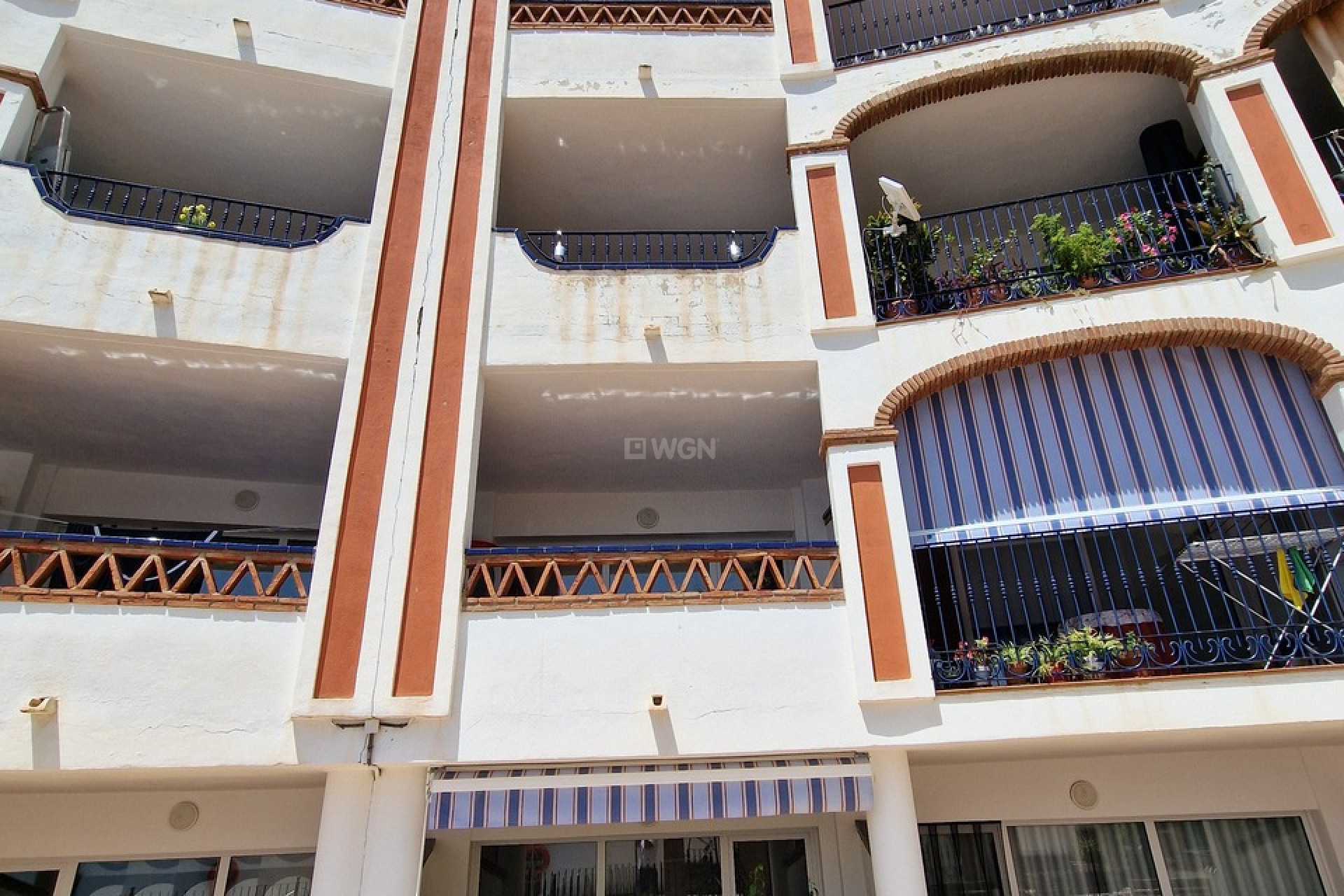 Resale - Apartment / flat - Alcaucín - Inland