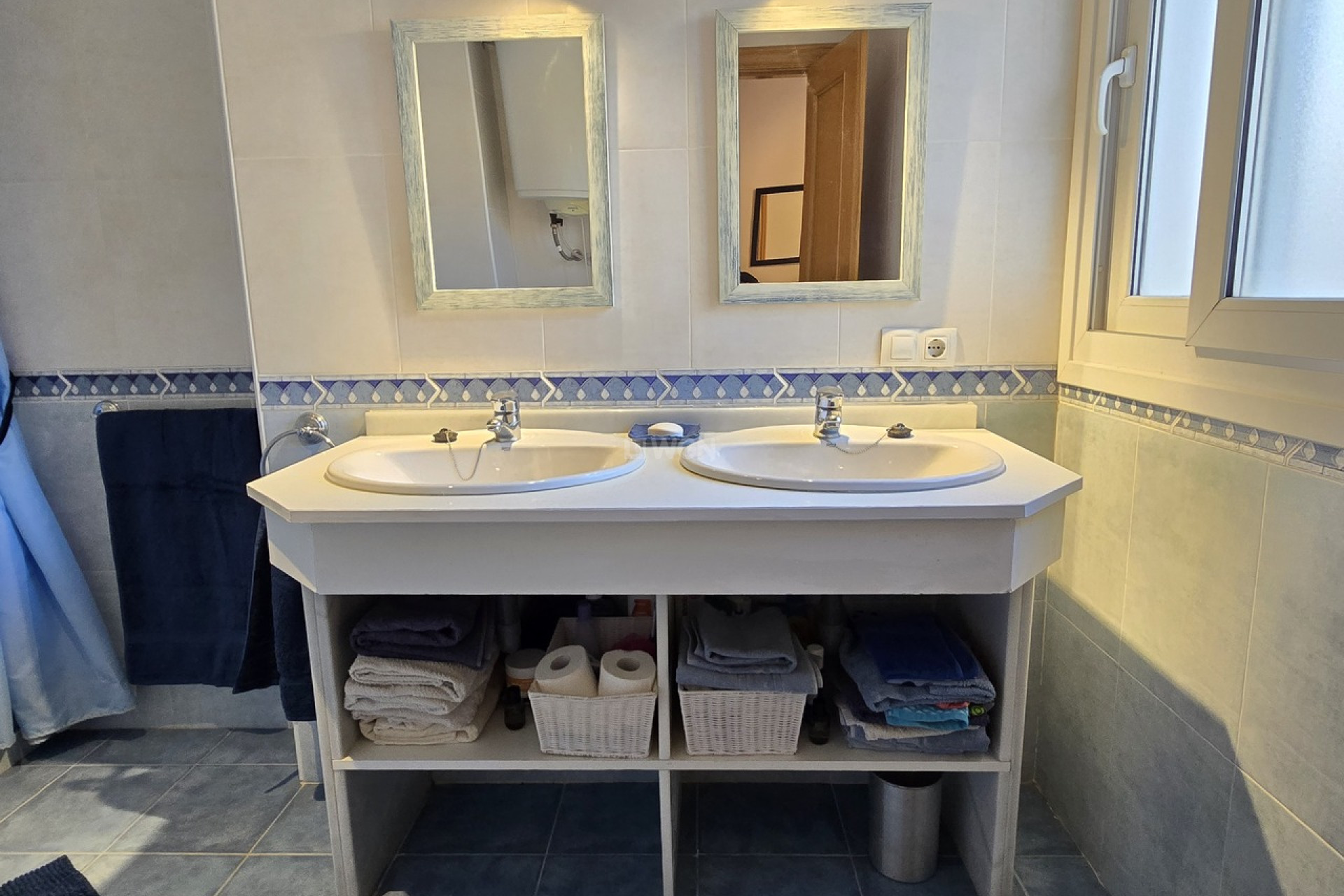 Resale - Apartment / flat - Alcaucín - Inland