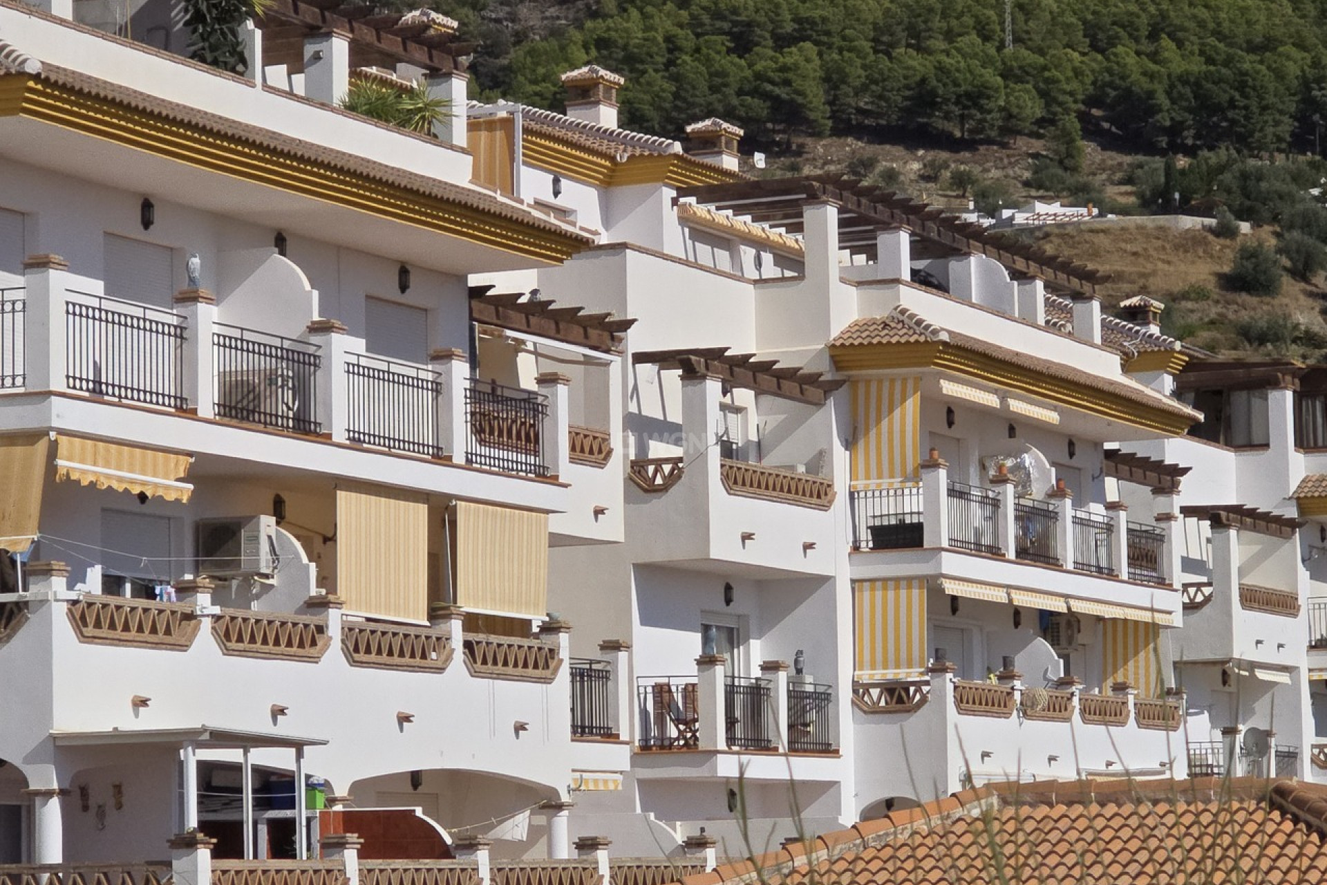 Resale - Apartment / flat - Alcaucín - Inland