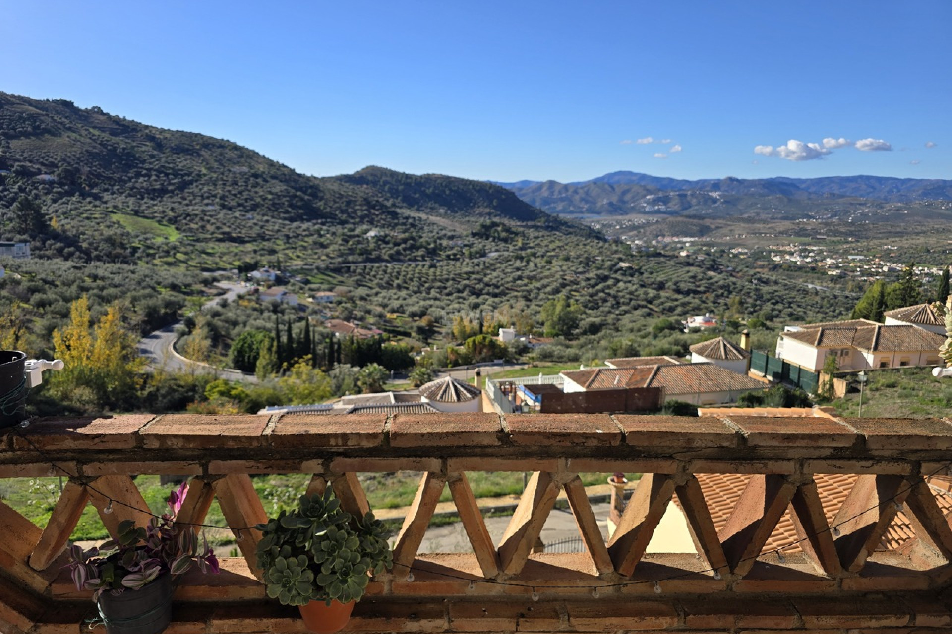 Resale - Apartment / flat - Alcaucín - Inland