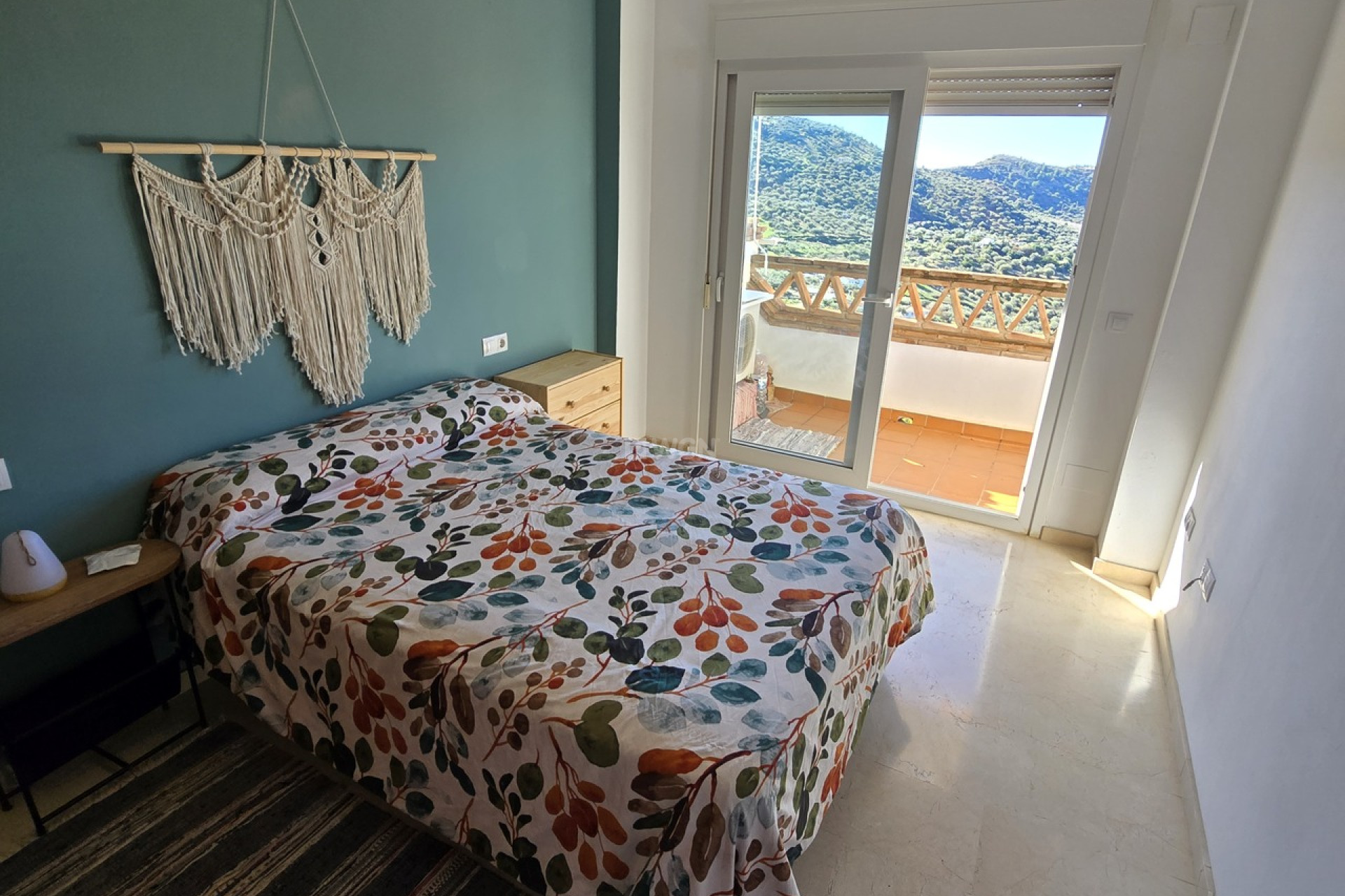 Resale - Apartment / flat - Alcaucín - Inland