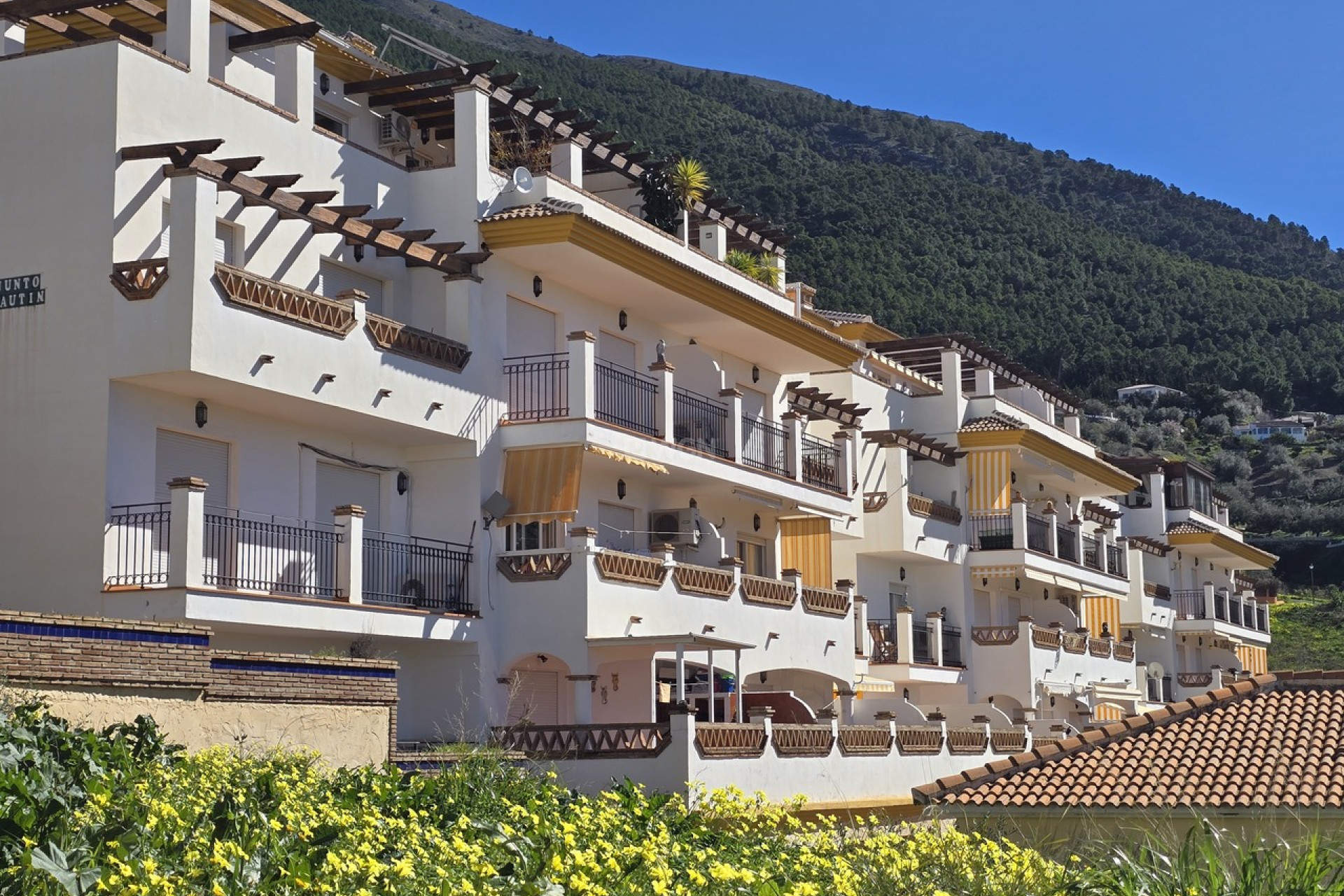 Resale - Apartment / flat - Alcaucín - Inland