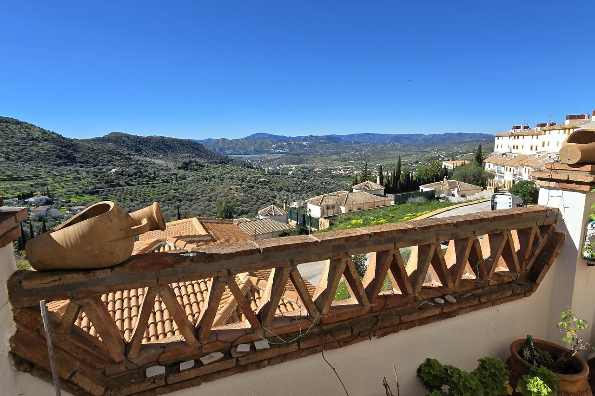 Resale - Apartment / flat - Alcaucín - Inland