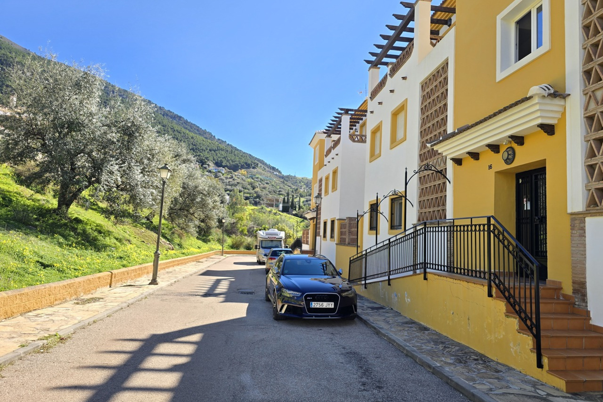 Resale - Apartment / flat - Alcaucín - Inland