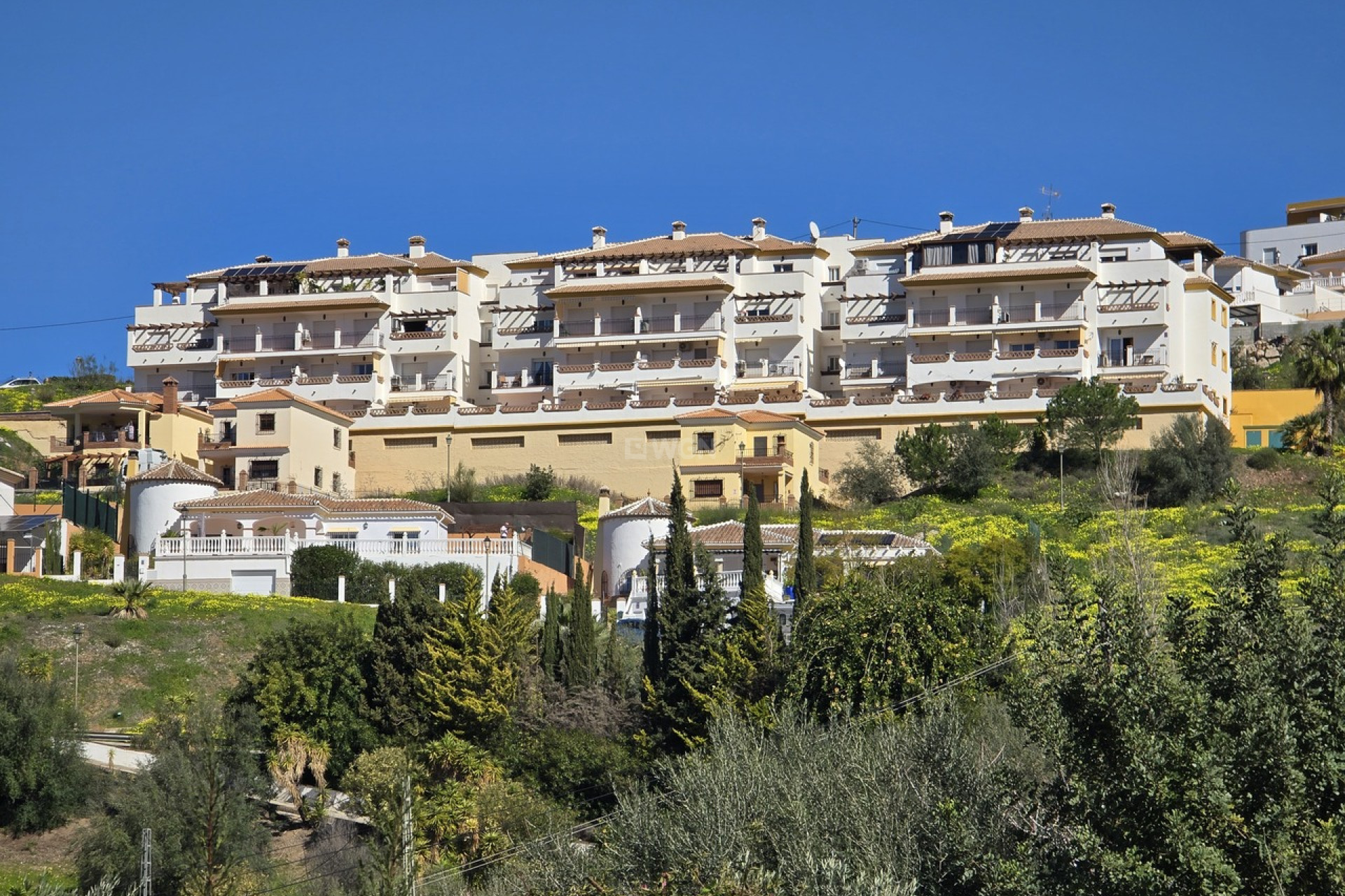 Resale - Apartment / flat - Alcaucín - Inland