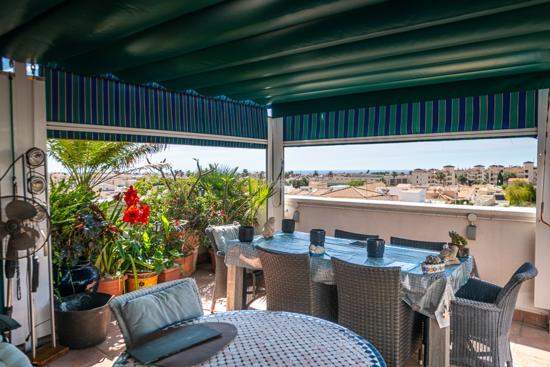 Resale - Apartment / flat - Alicante - Costa Blanca