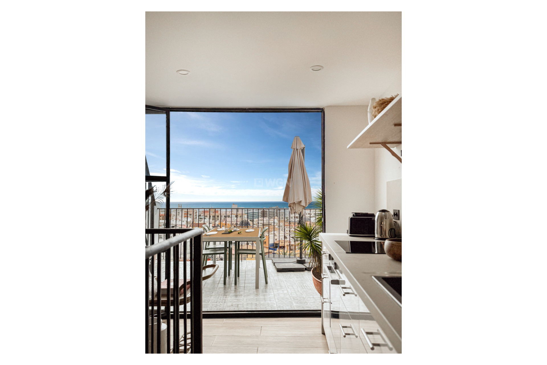 Resale - Apartment / flat - Alicante - Costa Blanca