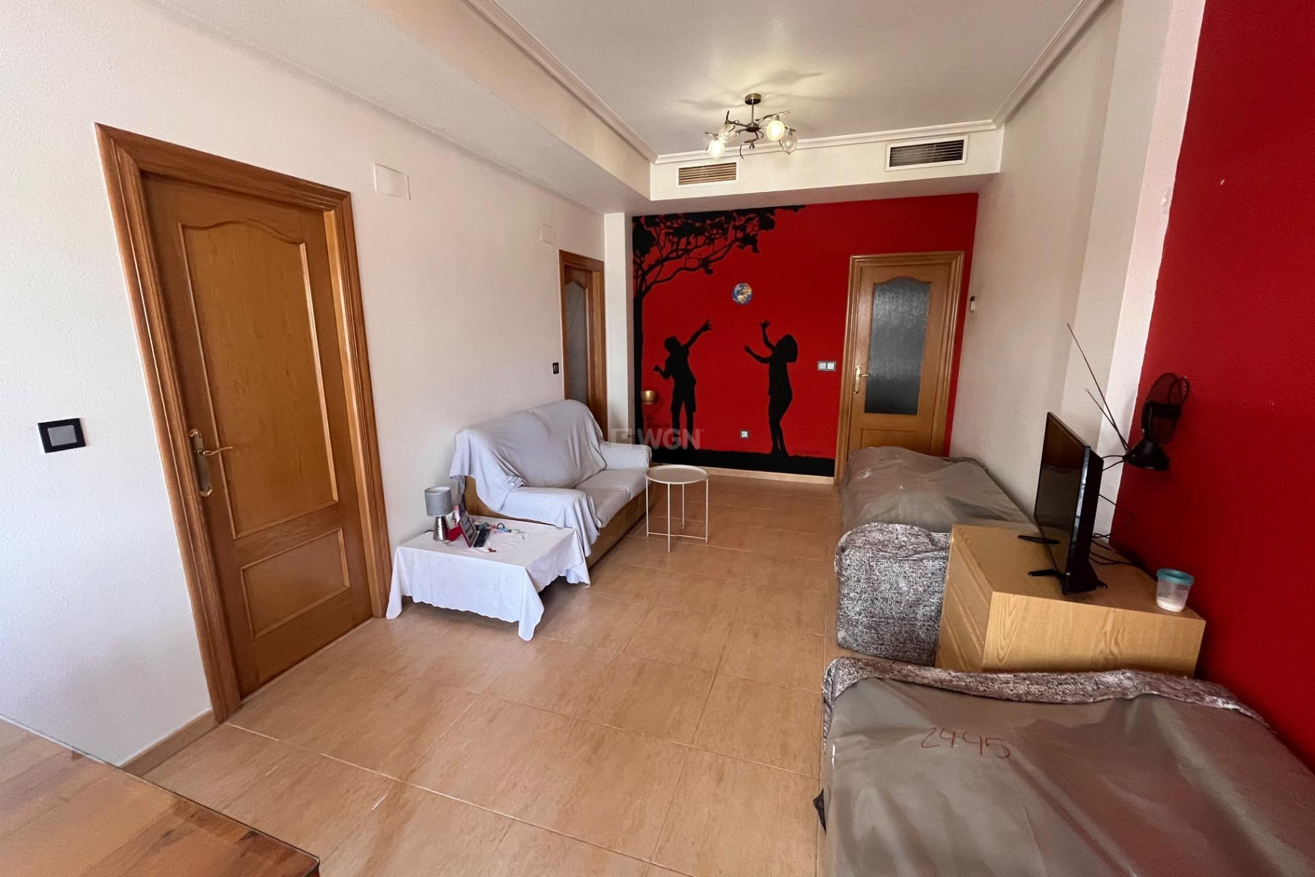 Resale - Apartment / flat - Almoradí - Estadio Sadrian