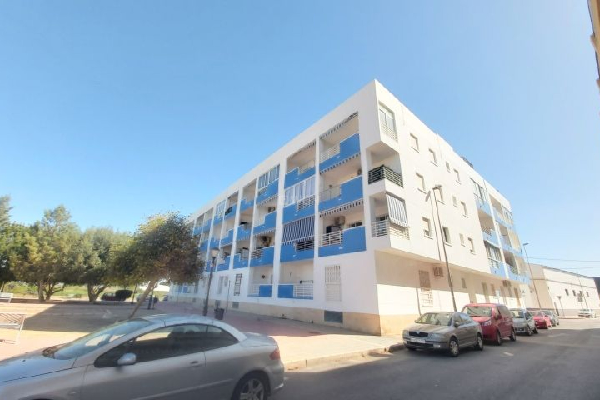 Resale - Apartment / flat - Almoradí - Inland