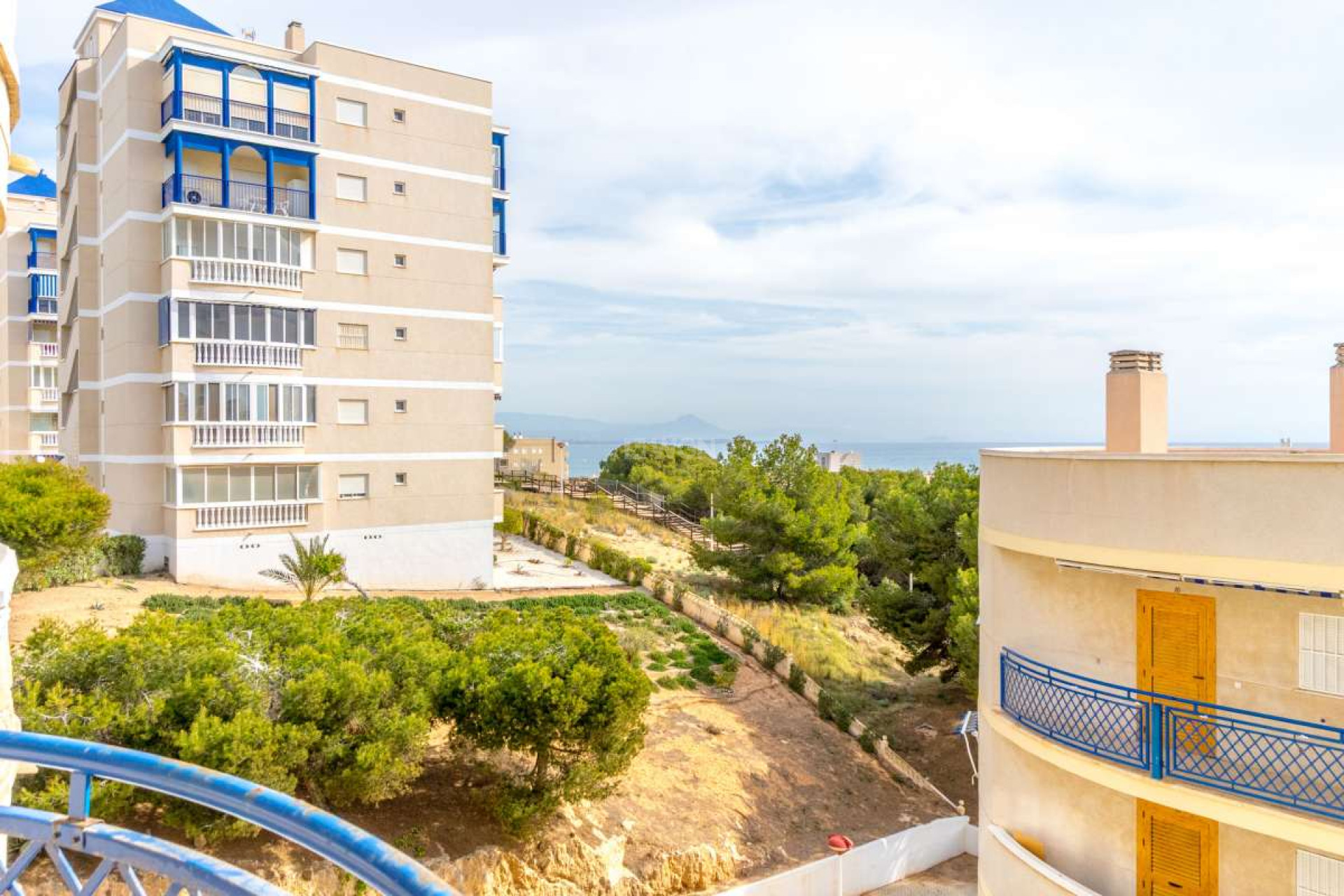 Resale - Apartment / flat - Arenales del Sol - Costa Blanca