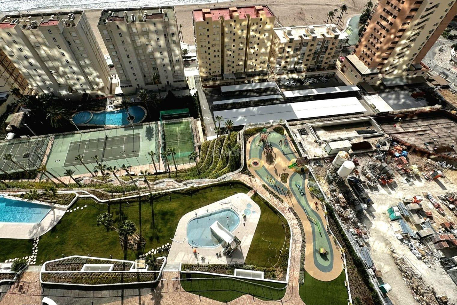 Resale - Apartment / flat - Benidorm - Playa de Poniente