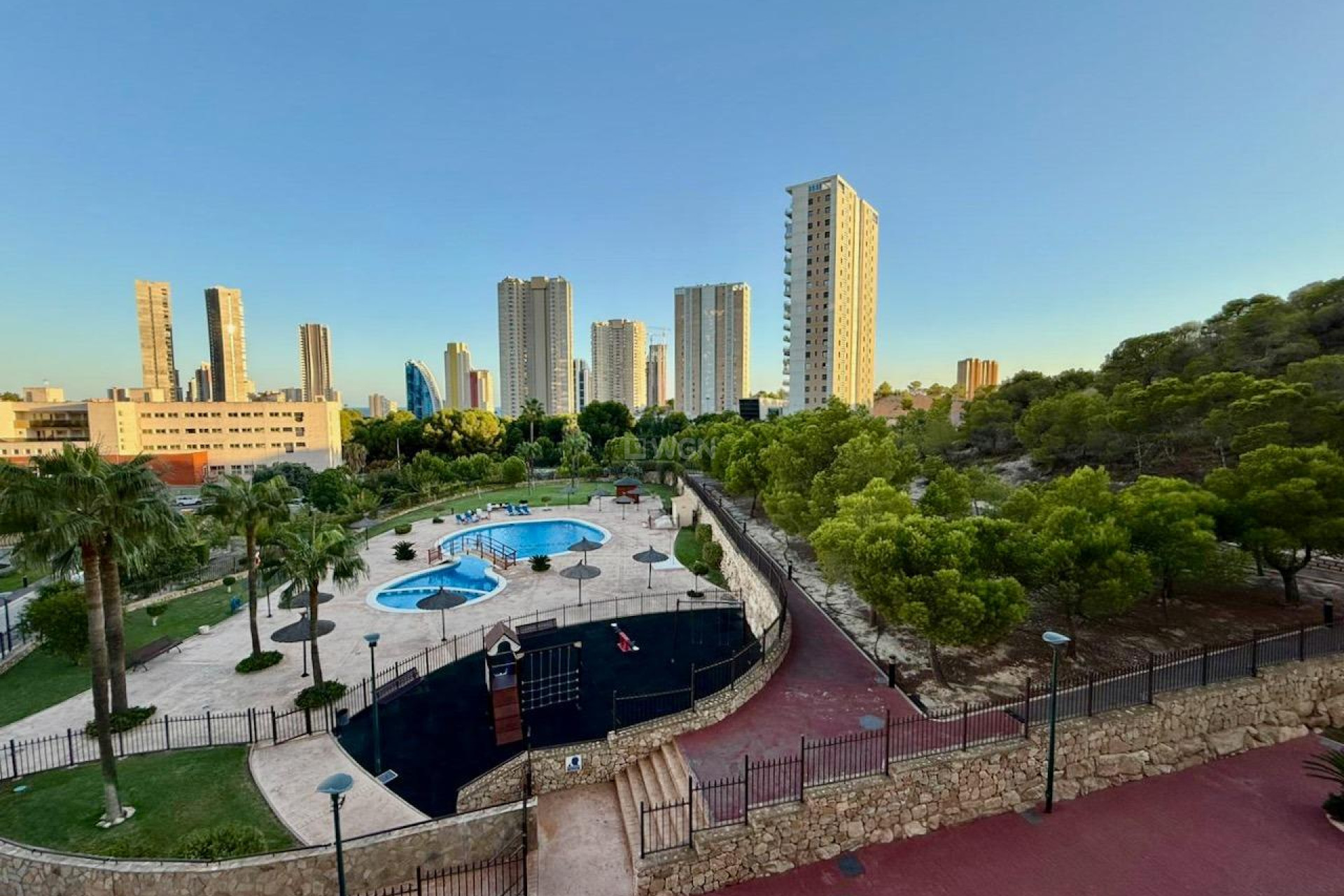 Resale - Apartment / flat - Benidorm - Via Parque