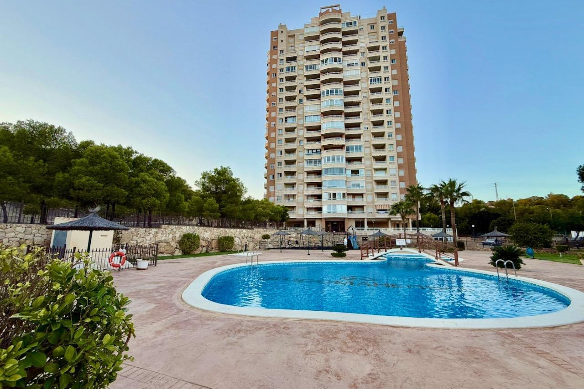 Resale - Apartment / flat - Benidorm - Via Parque