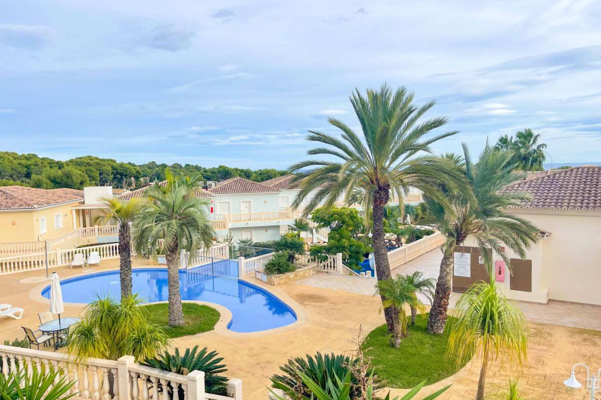 Resale - Apartment / flat - Benissa Costa - Costa Blanca