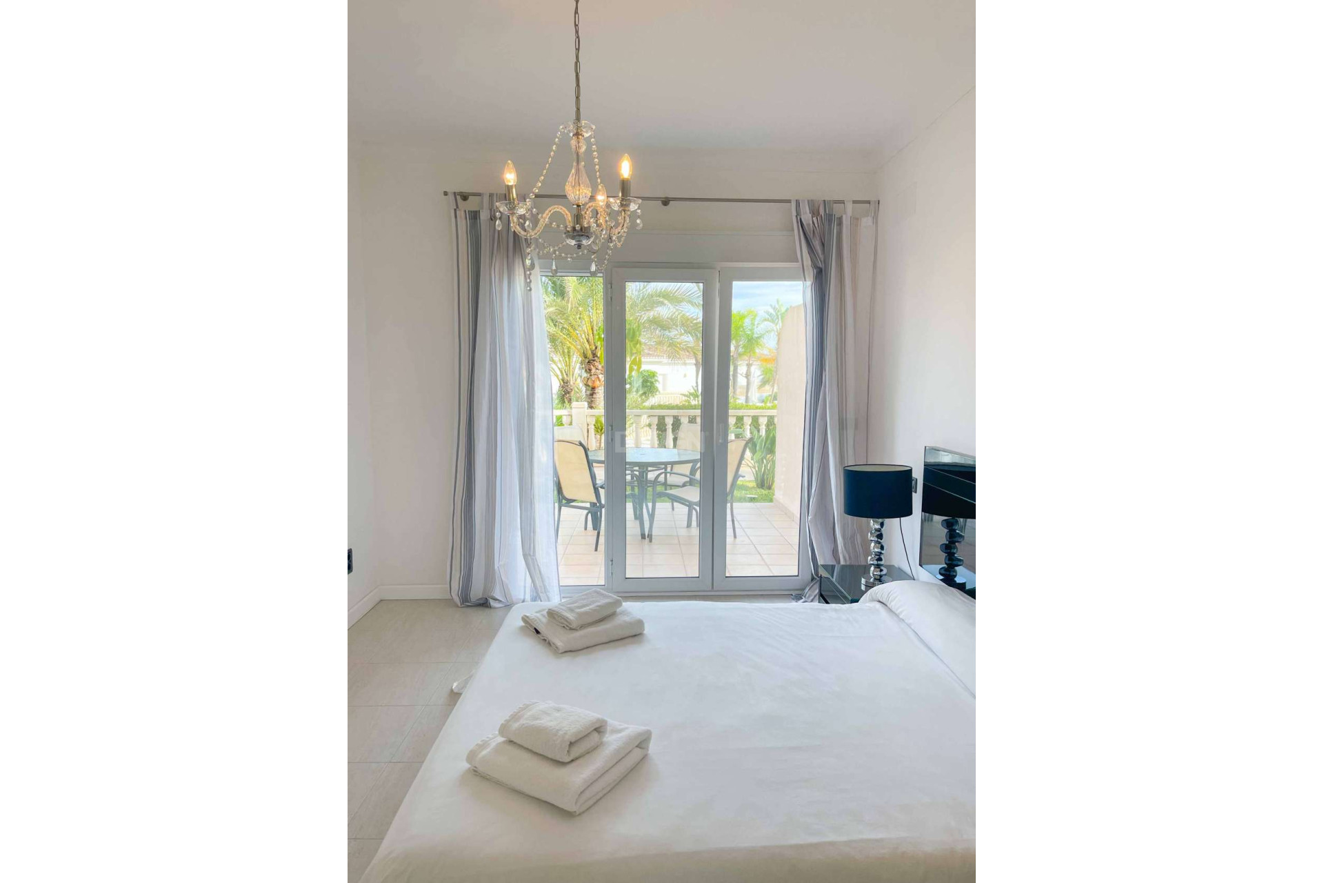 Resale - Apartment / flat - Benissa Costa - Costa Blanca