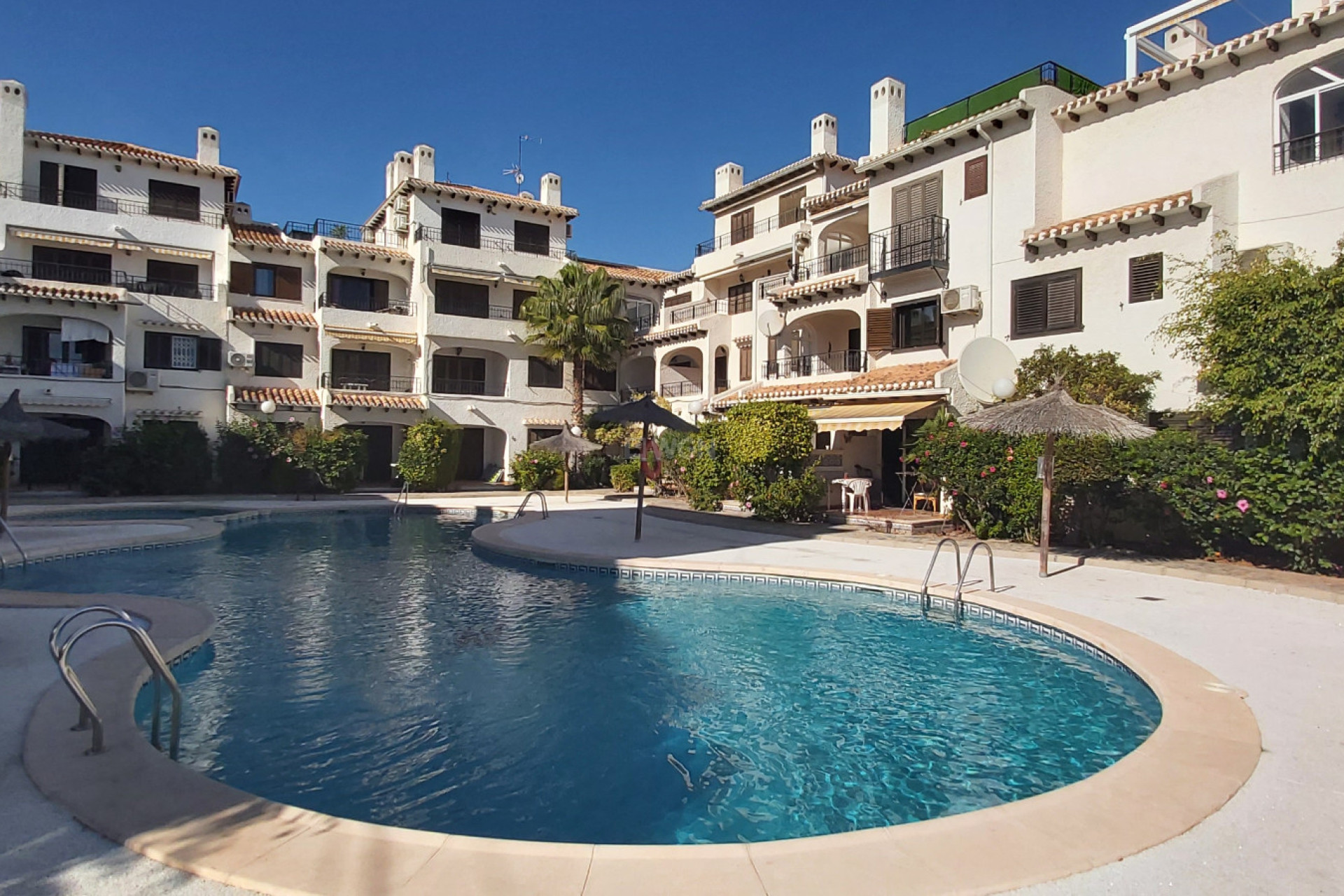 Resale - Apartment / flat - Cabo Roig - Costa Blanca