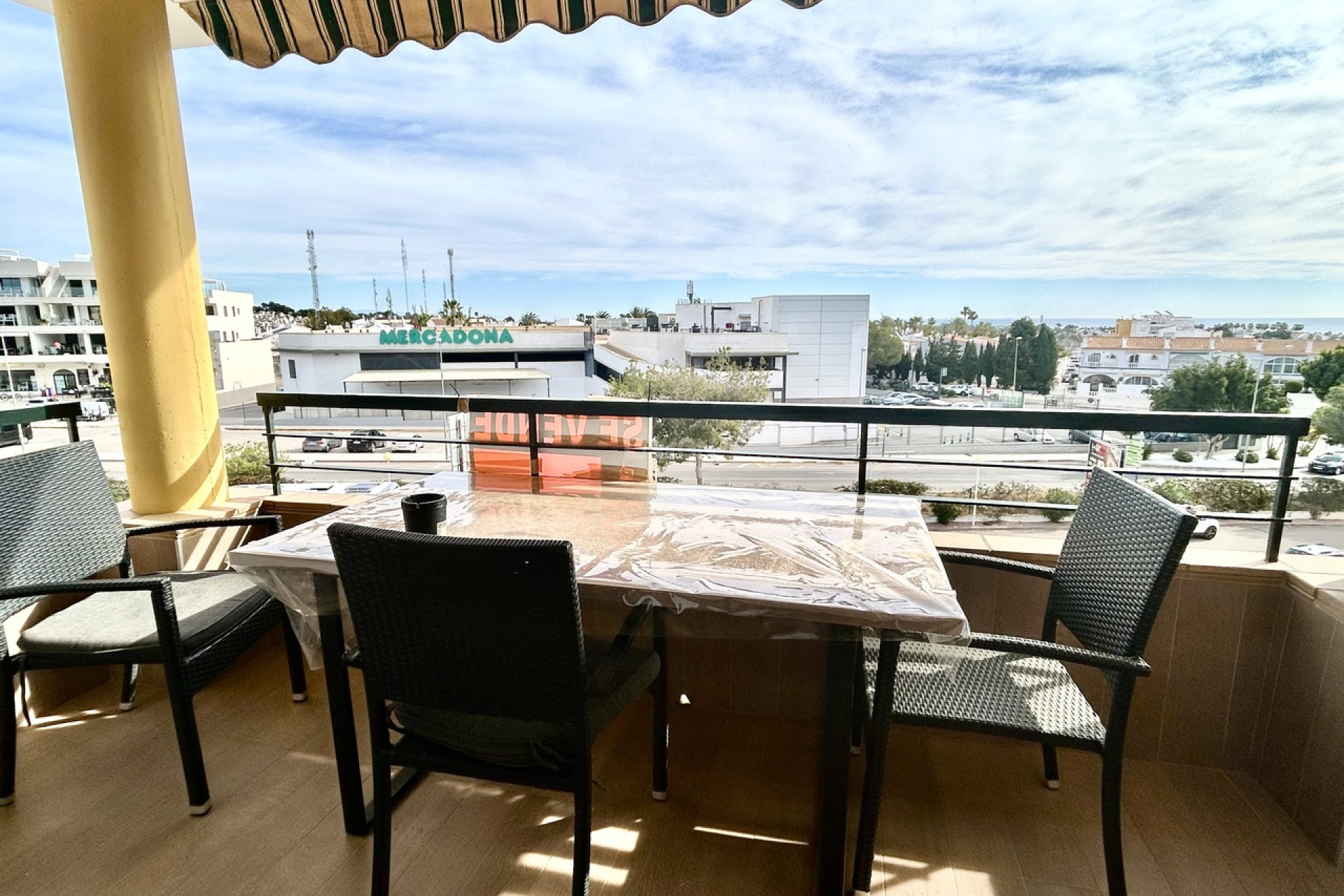 Resale - Apartment / flat - Campoamor - Costa Blanca