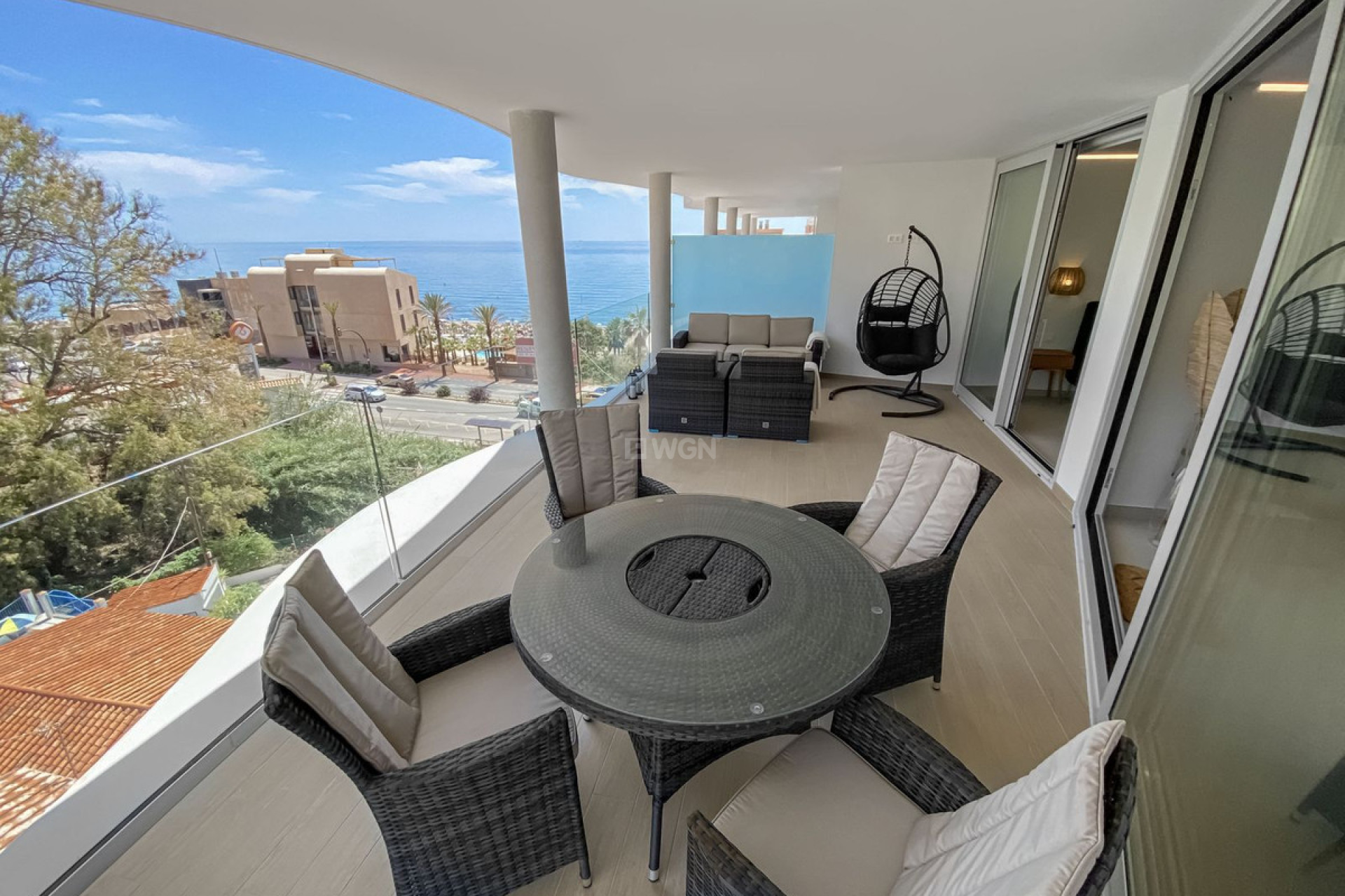 Resale - Apartment / flat - Carvajal - Costa del Sol