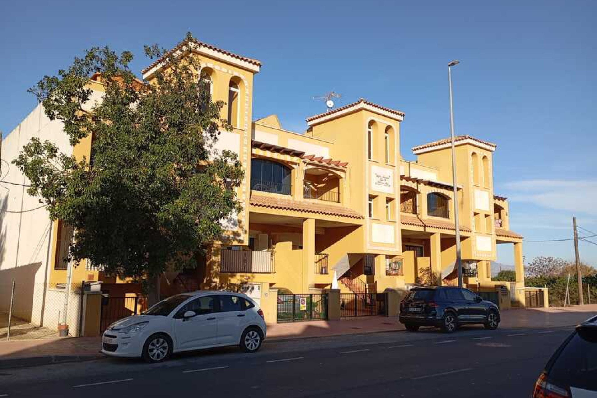 Resale - Apartment / flat - Daya Nueva - Costa Blanca