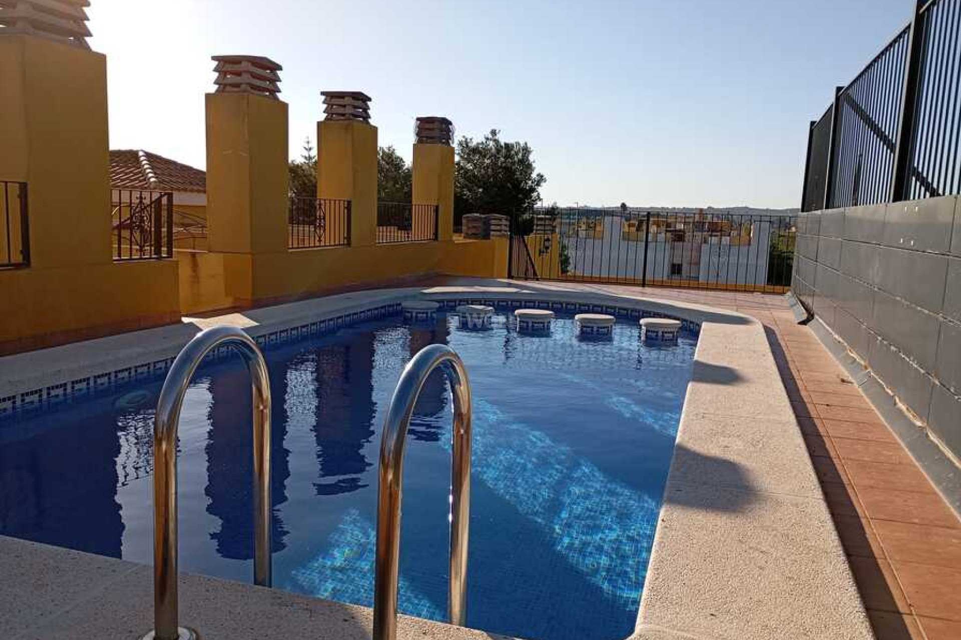 Resale - Apartment / flat - Daya Nueva - Costa Blanca