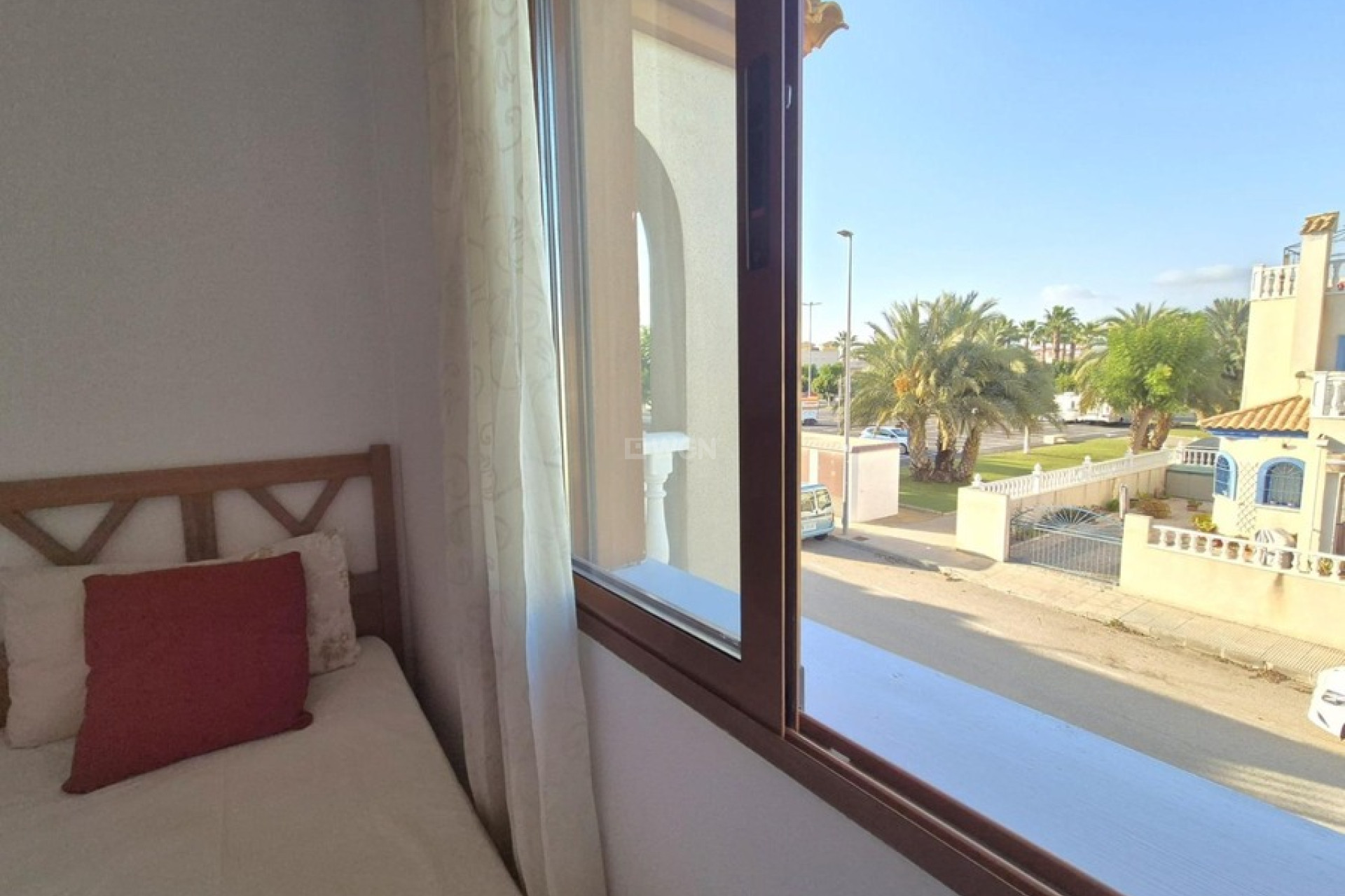 Resale - Apartment / flat - Daya Vieja - Costa Blanca