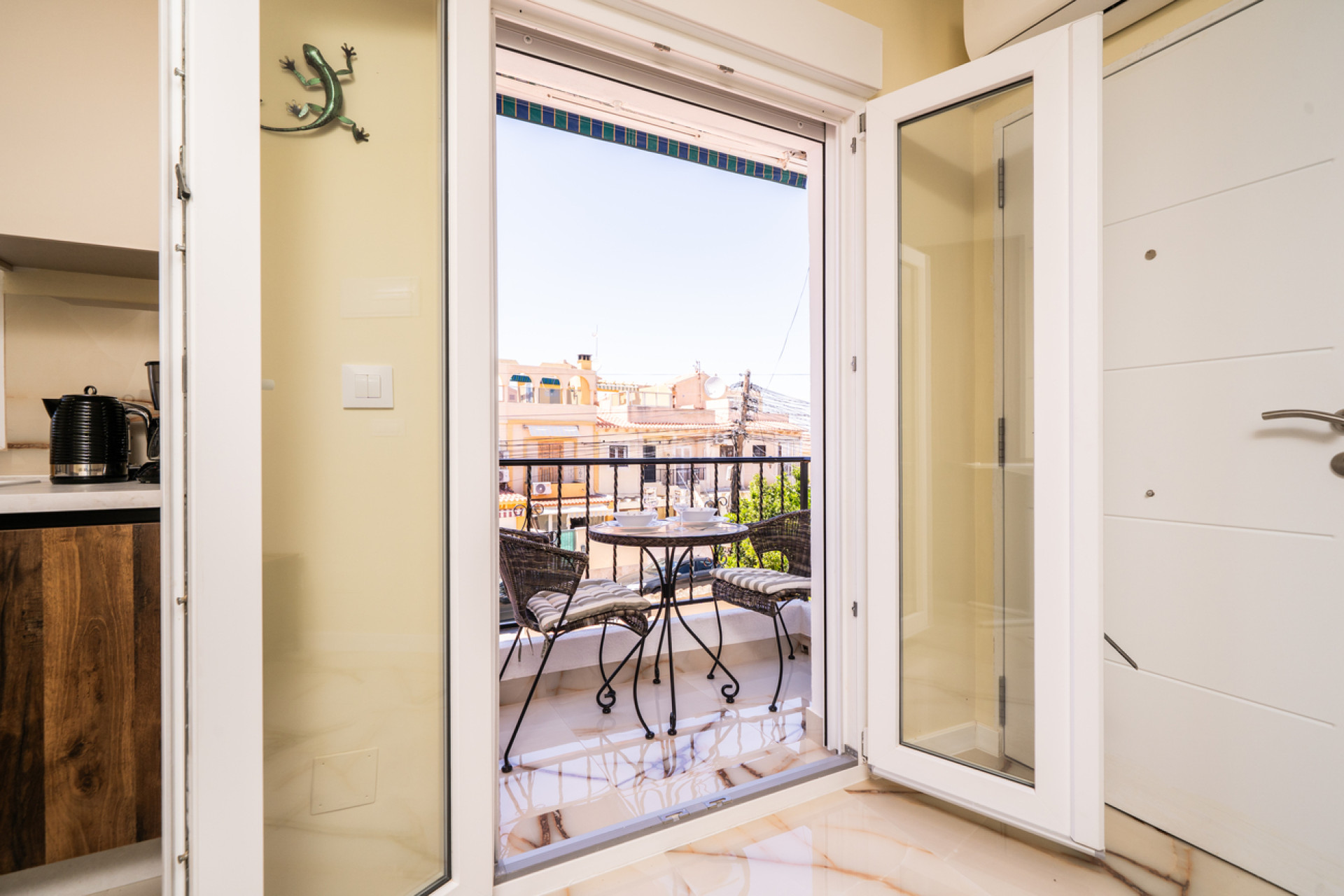 Resale - Apartment / flat - El Chaparral - Costa Blanca