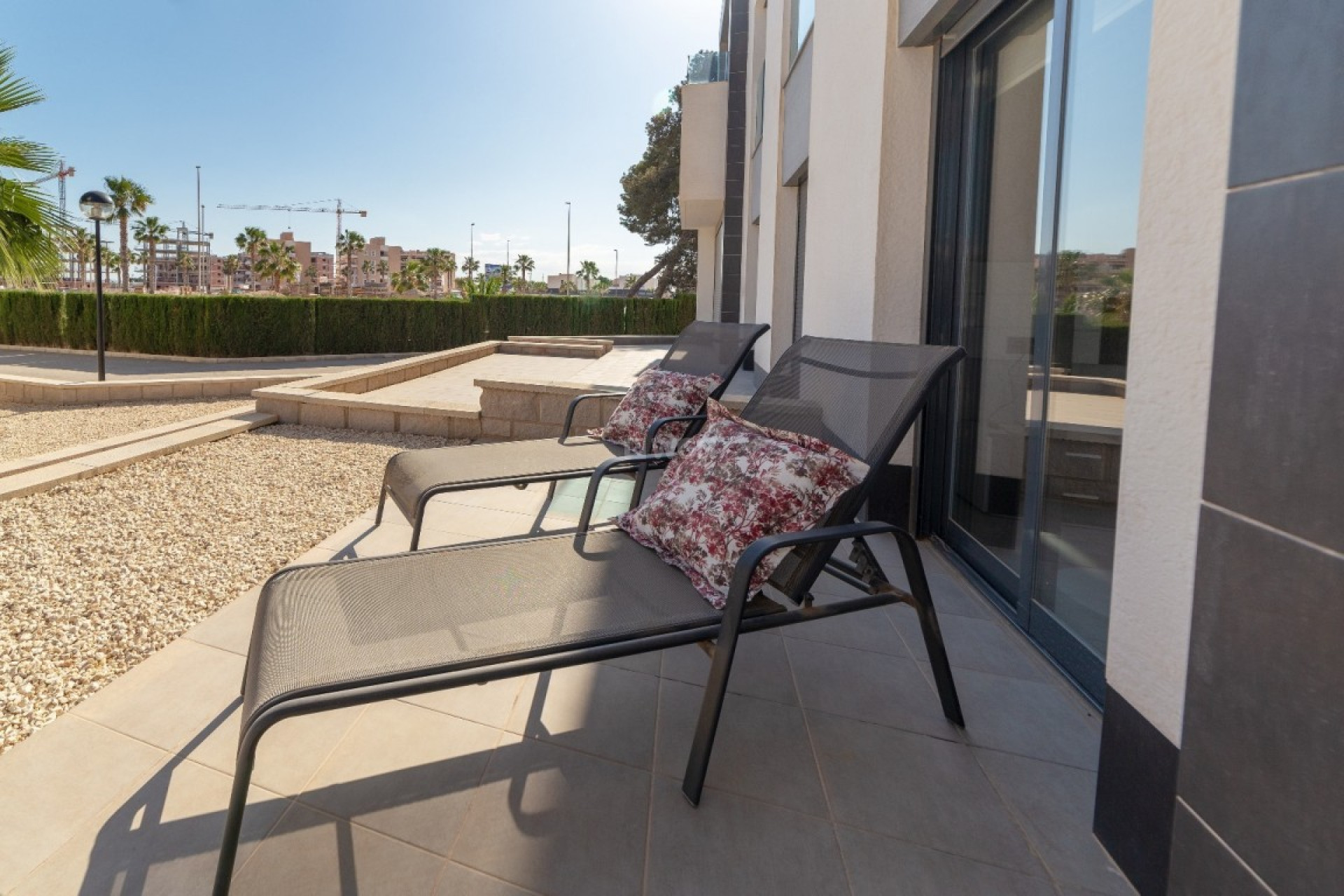 Resale - Apartment / flat - El Raso - Costa Blanca