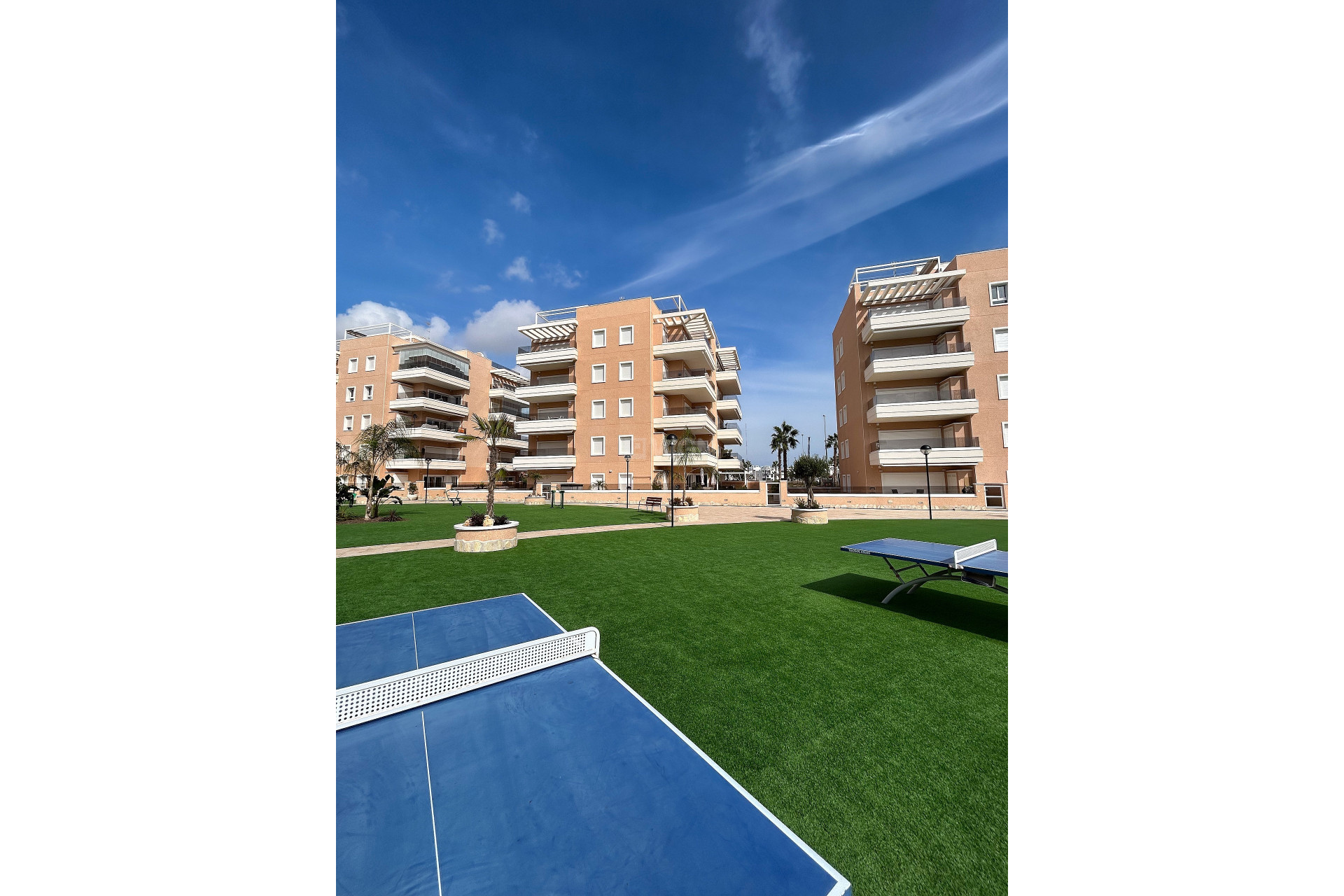 Resale - Apartment / flat - El Raso - Costa Blanca