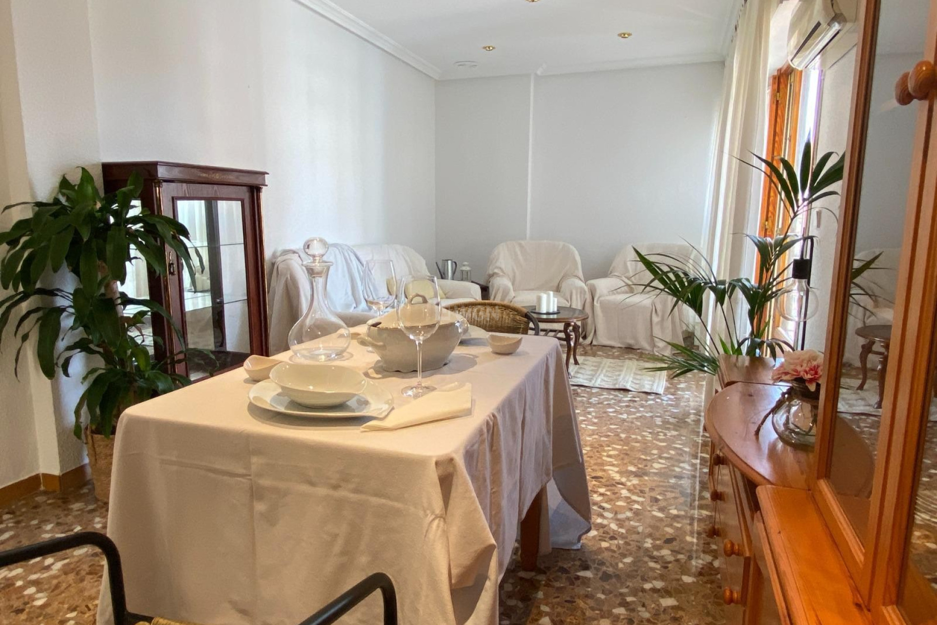 Resale - Apartment / flat - Elche - Costa Blanca