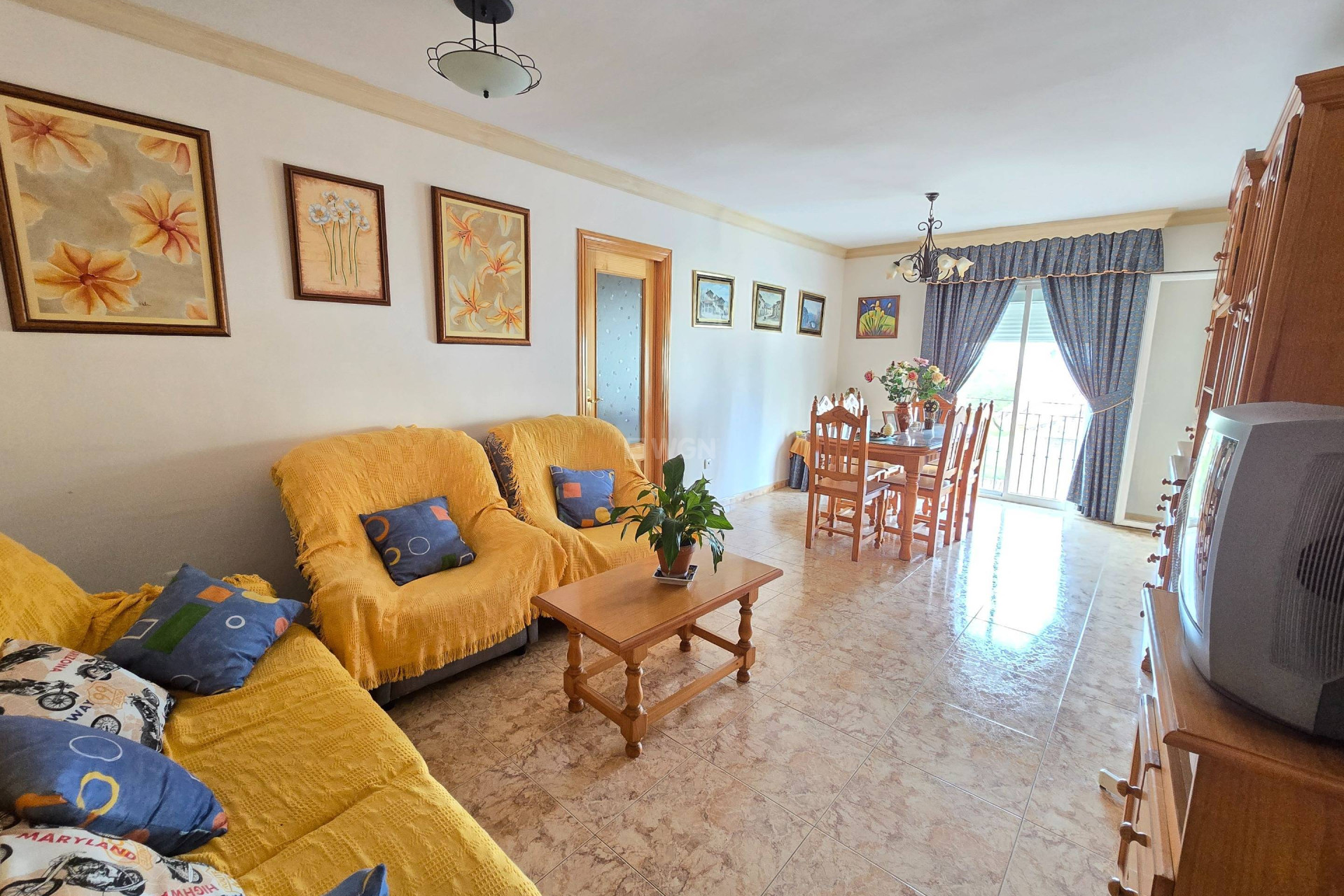 Resale - Apartment / flat - Estepona - Centro