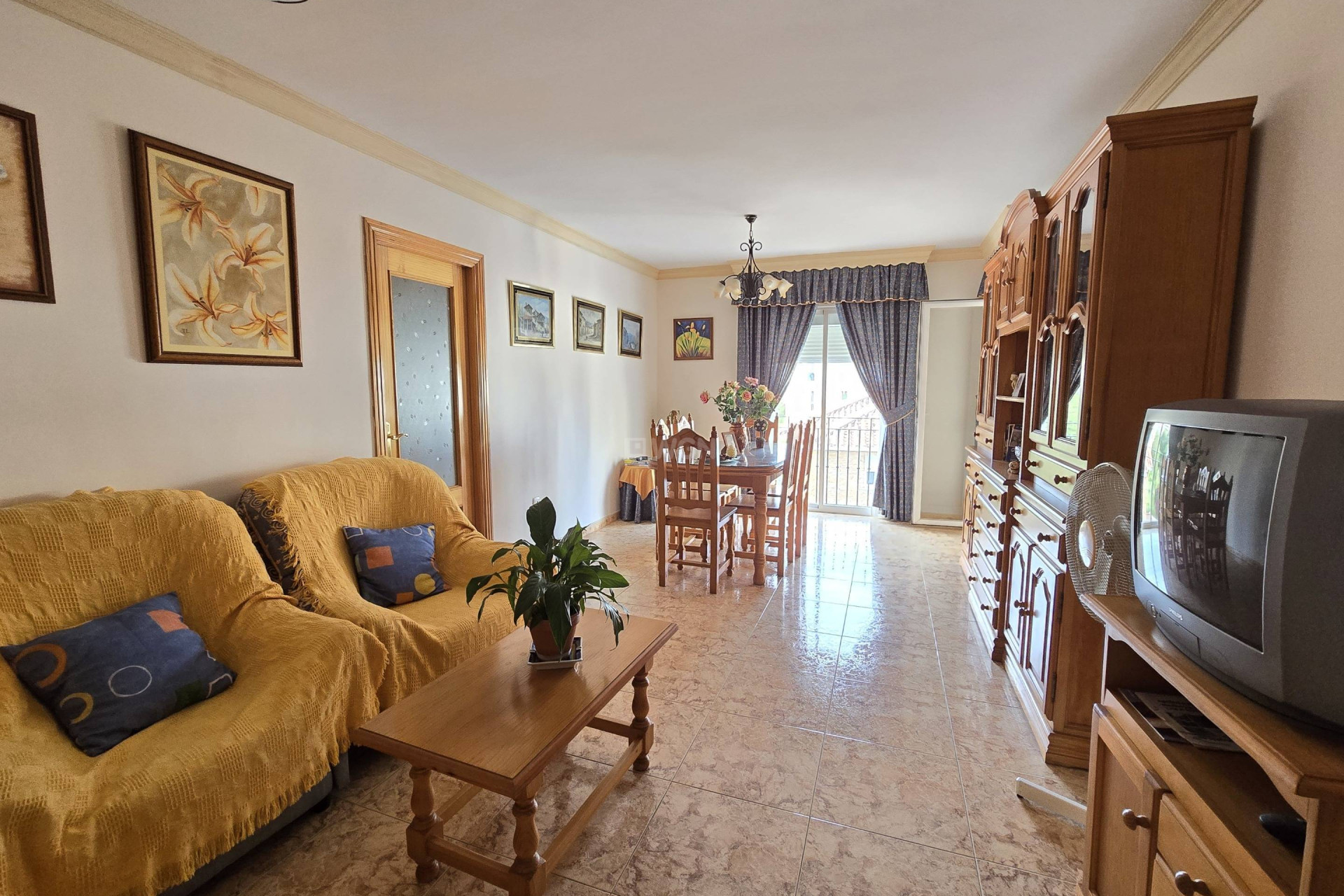 Resale - Apartment / flat - Estepona - Centro