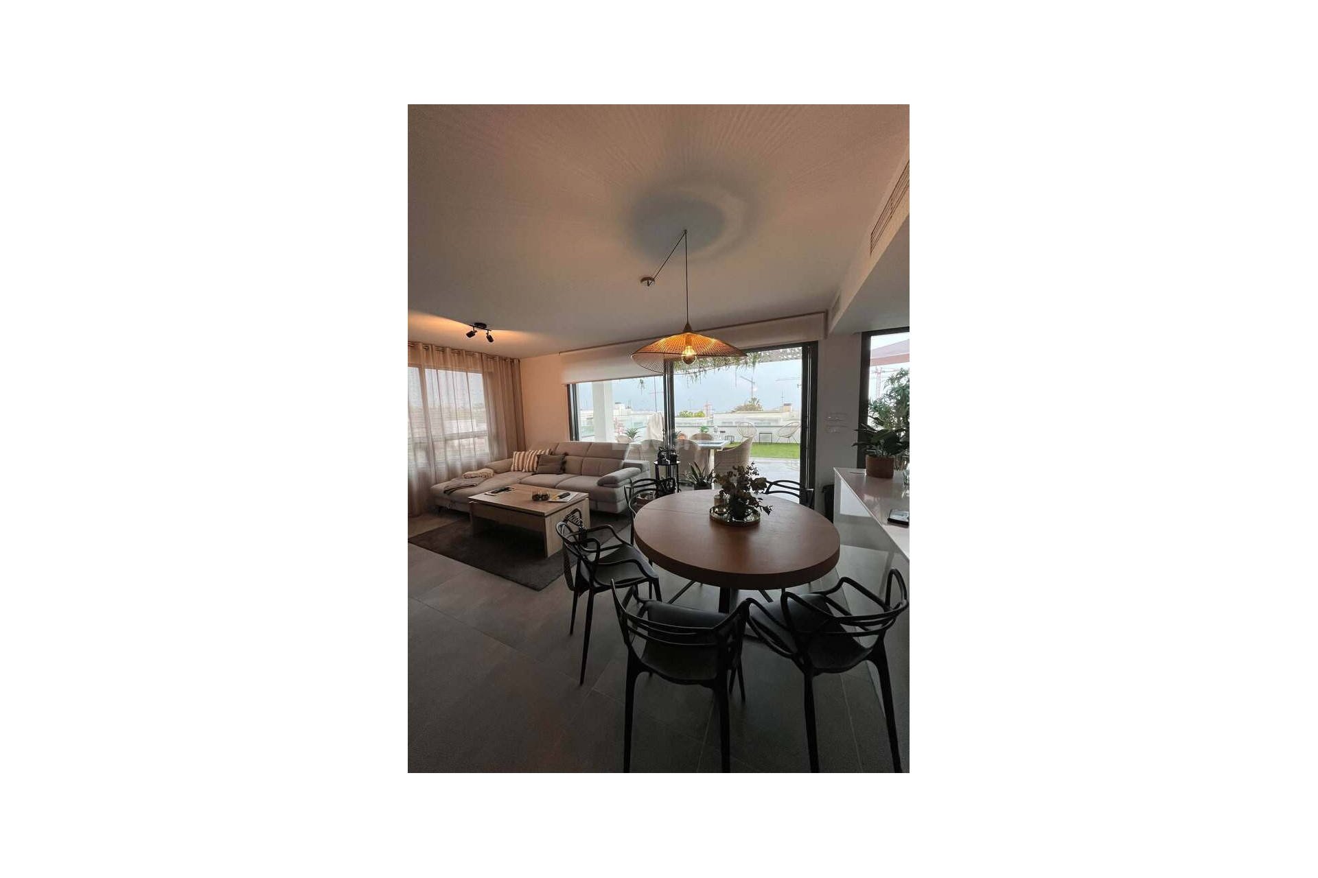 Resale - Apartment / flat - Finestrat