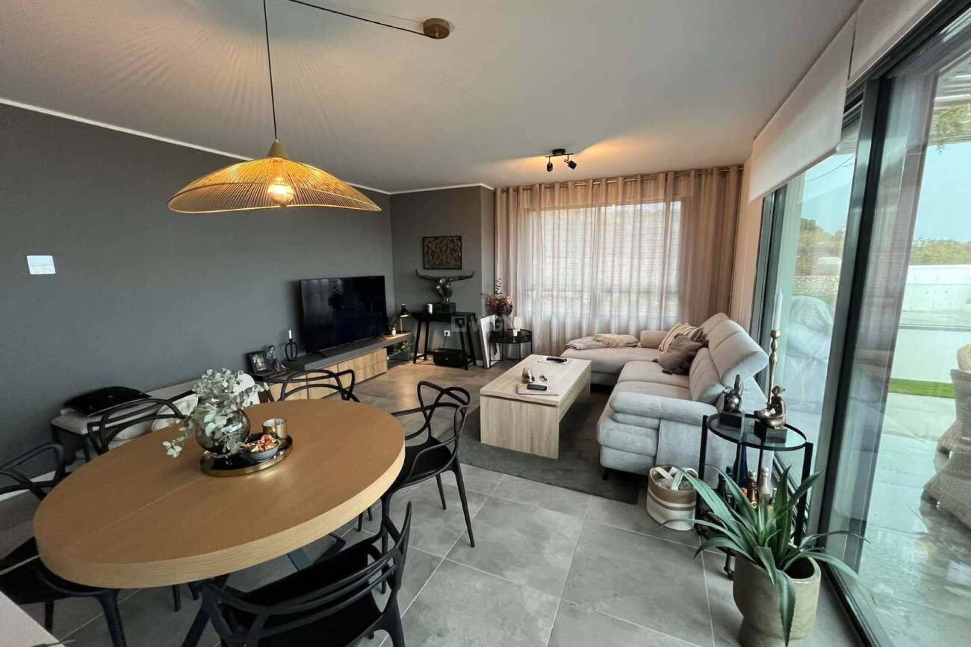 Resale - Apartment / flat - Finestrat