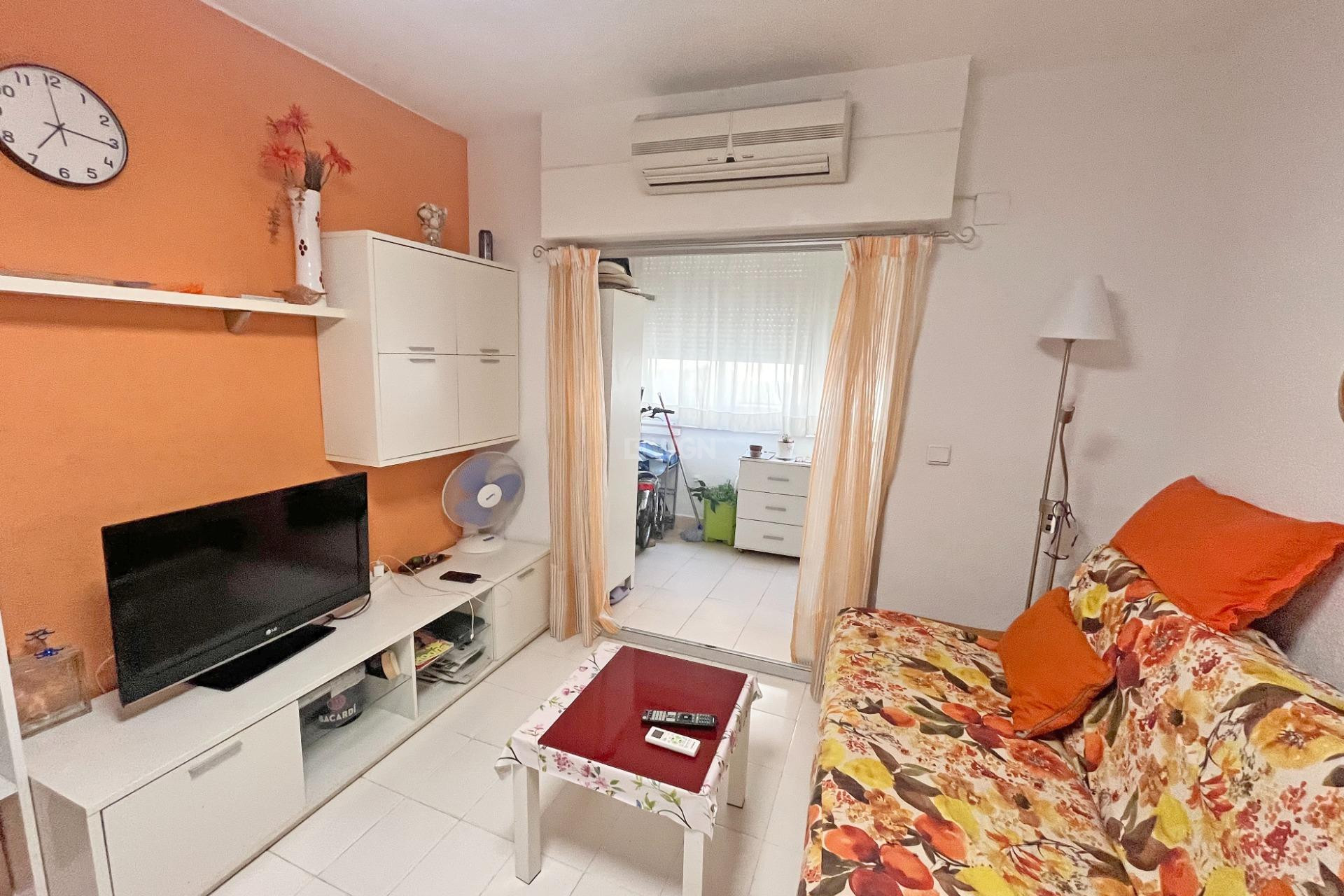 Resale - Apartment / flat - Guardamar del Segura - Centro